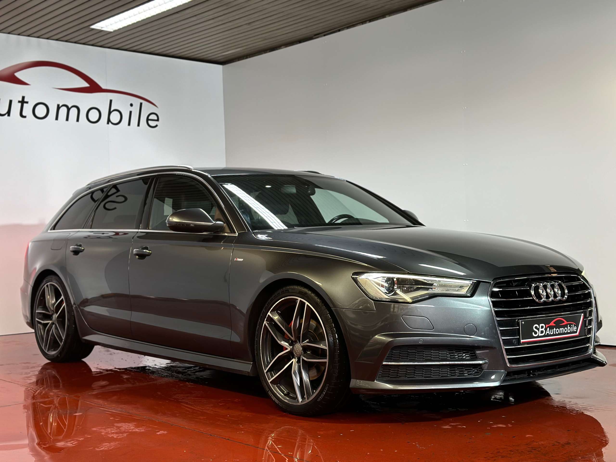 Audi - A6