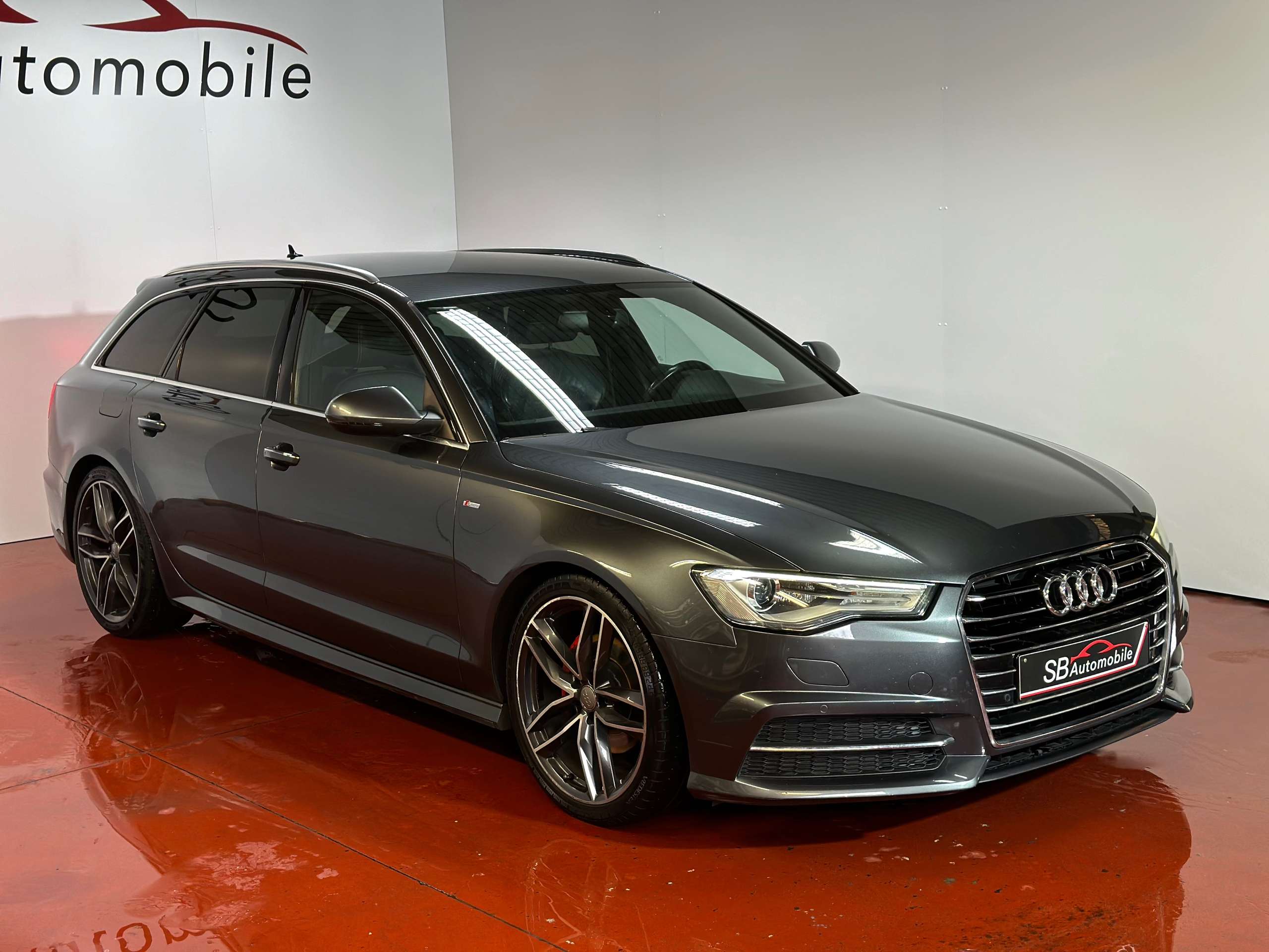 Audi - A6