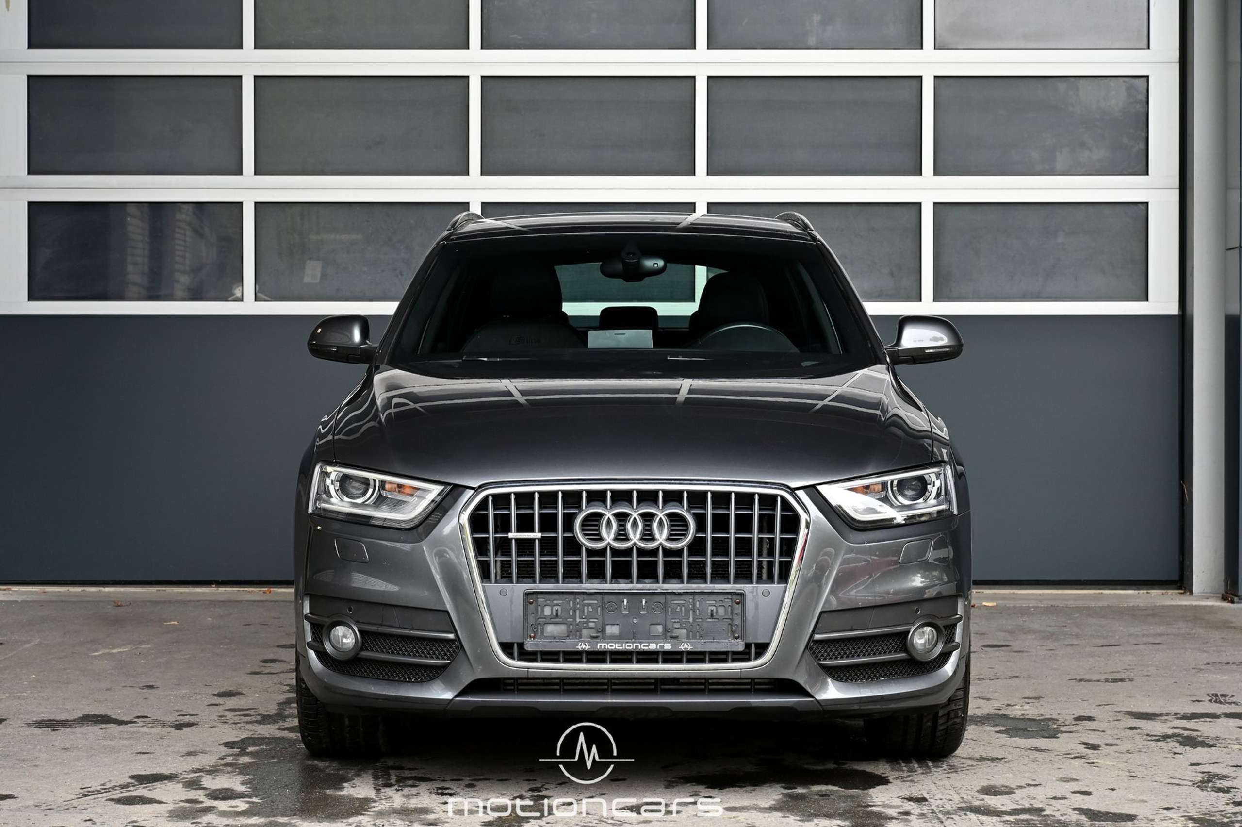 Audi - Q3