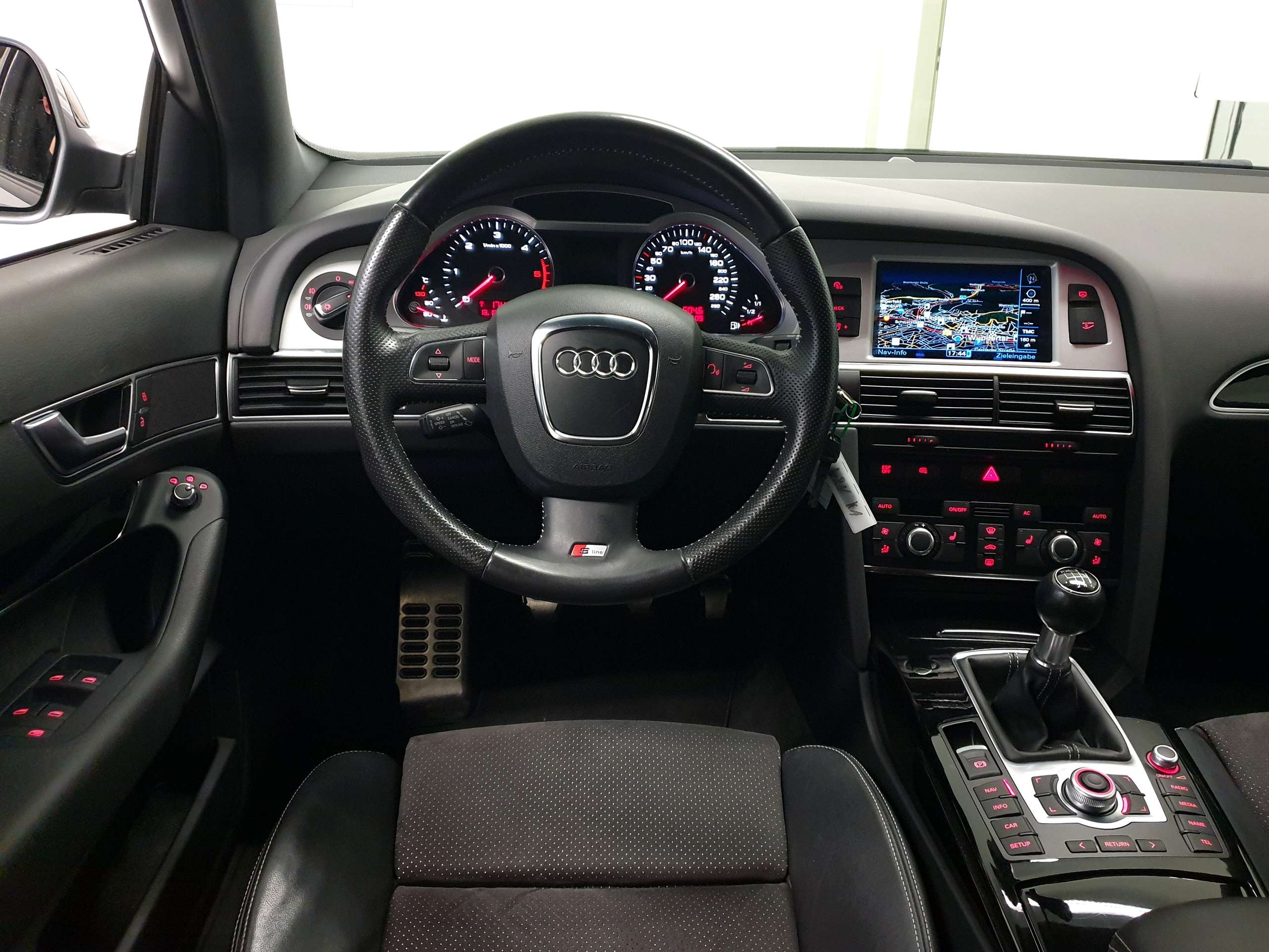 Audi - A6