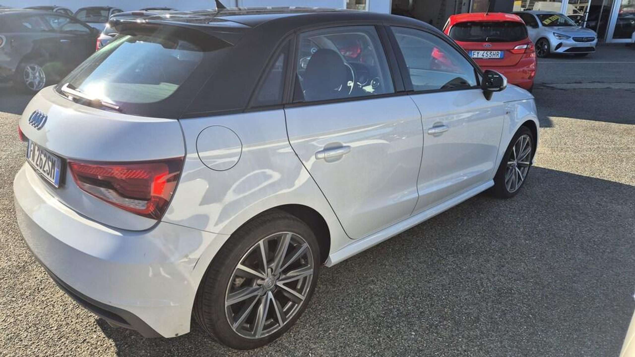 Audi - A1