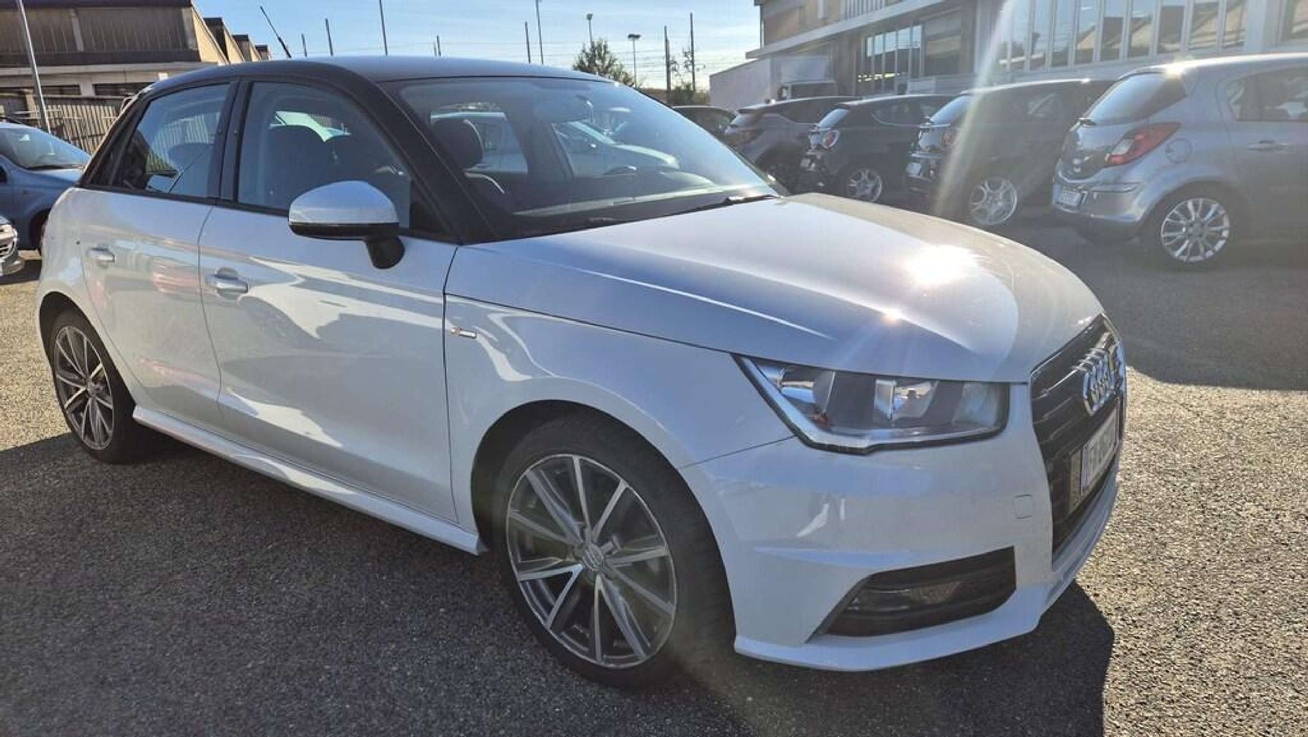 Audi - A1