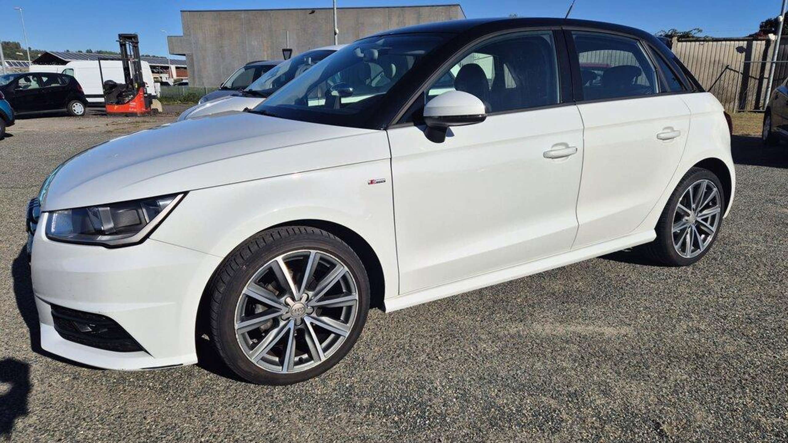 Audi - A1