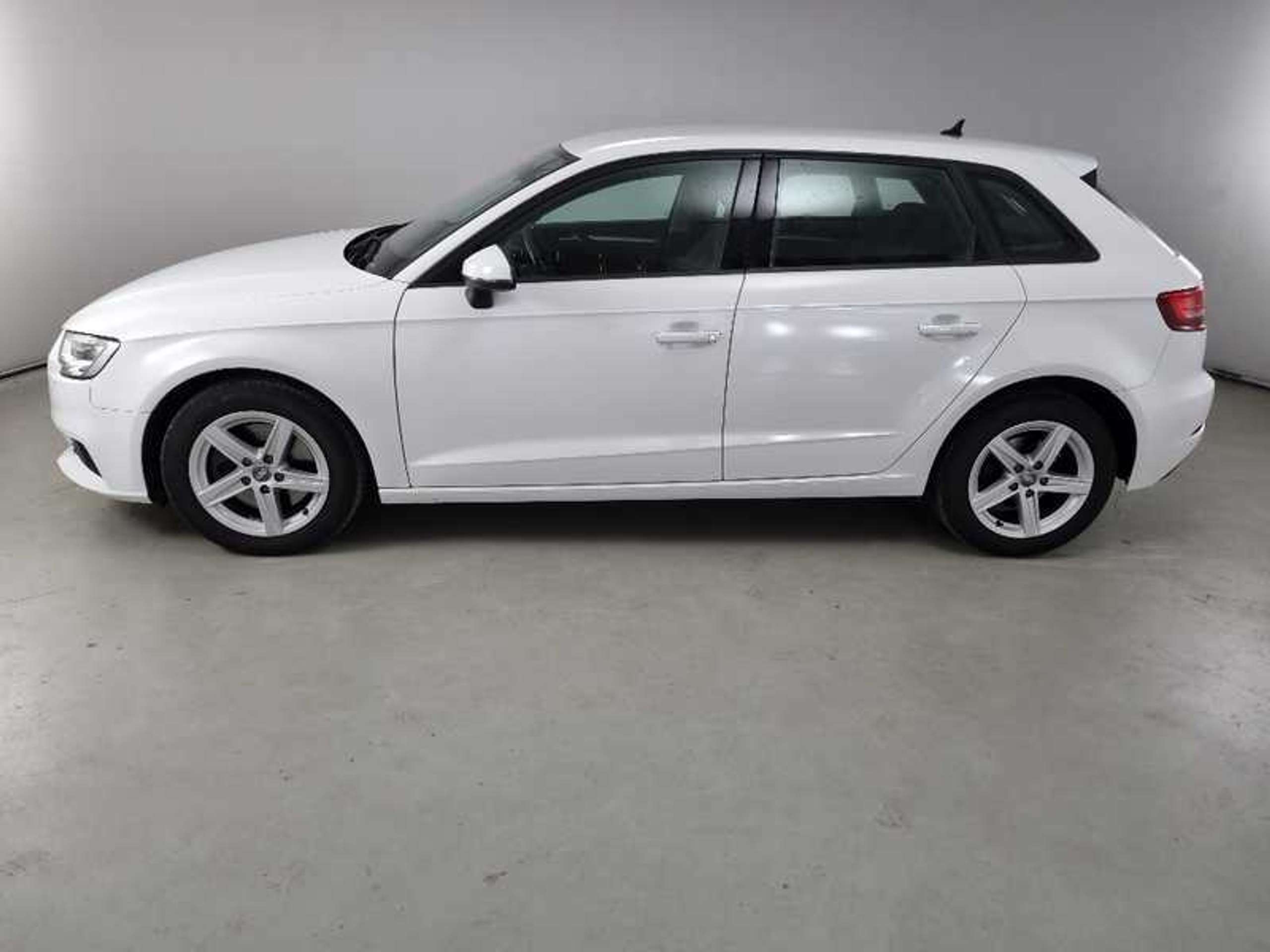 Audi - A3