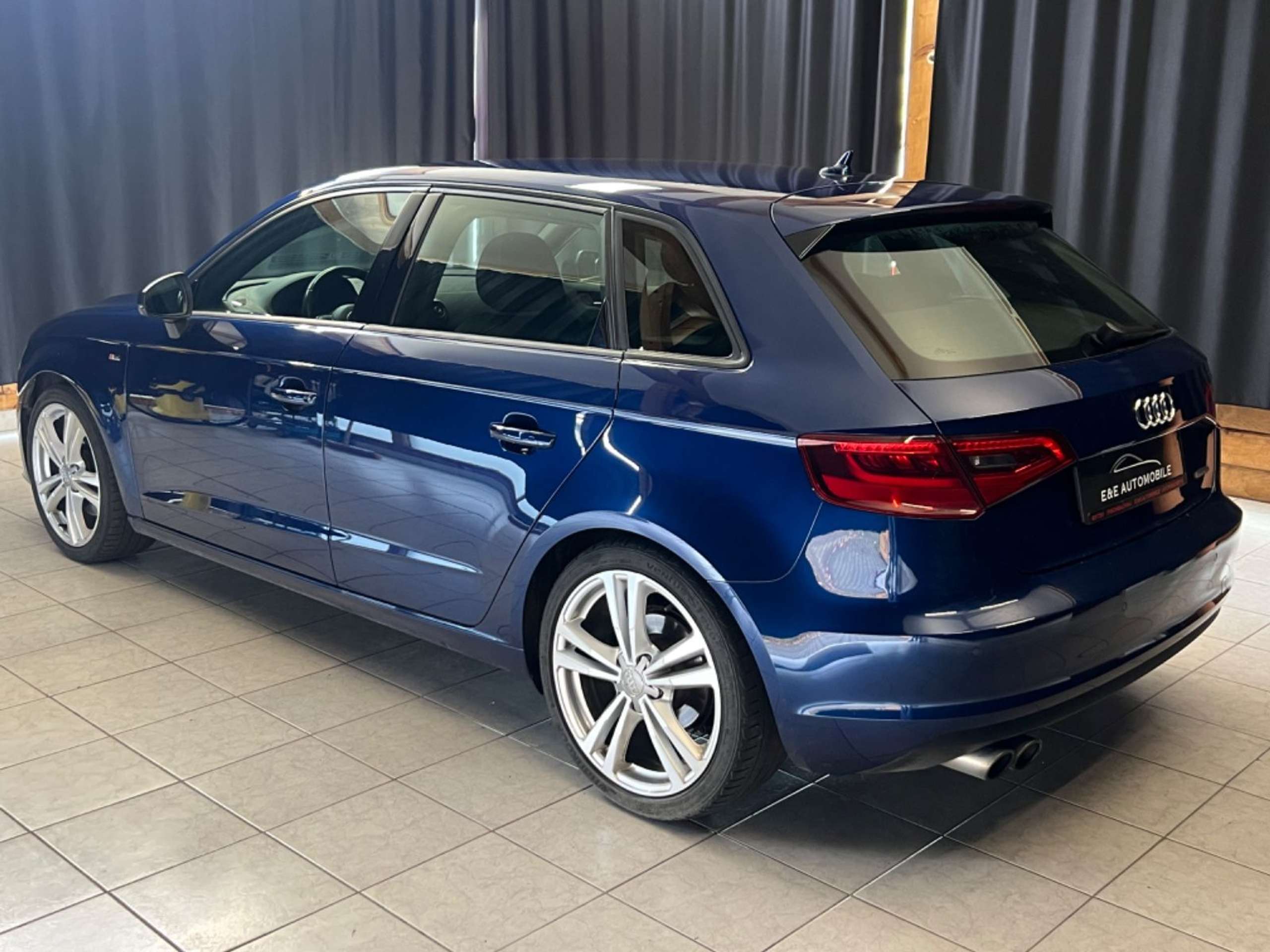 Audi - A3