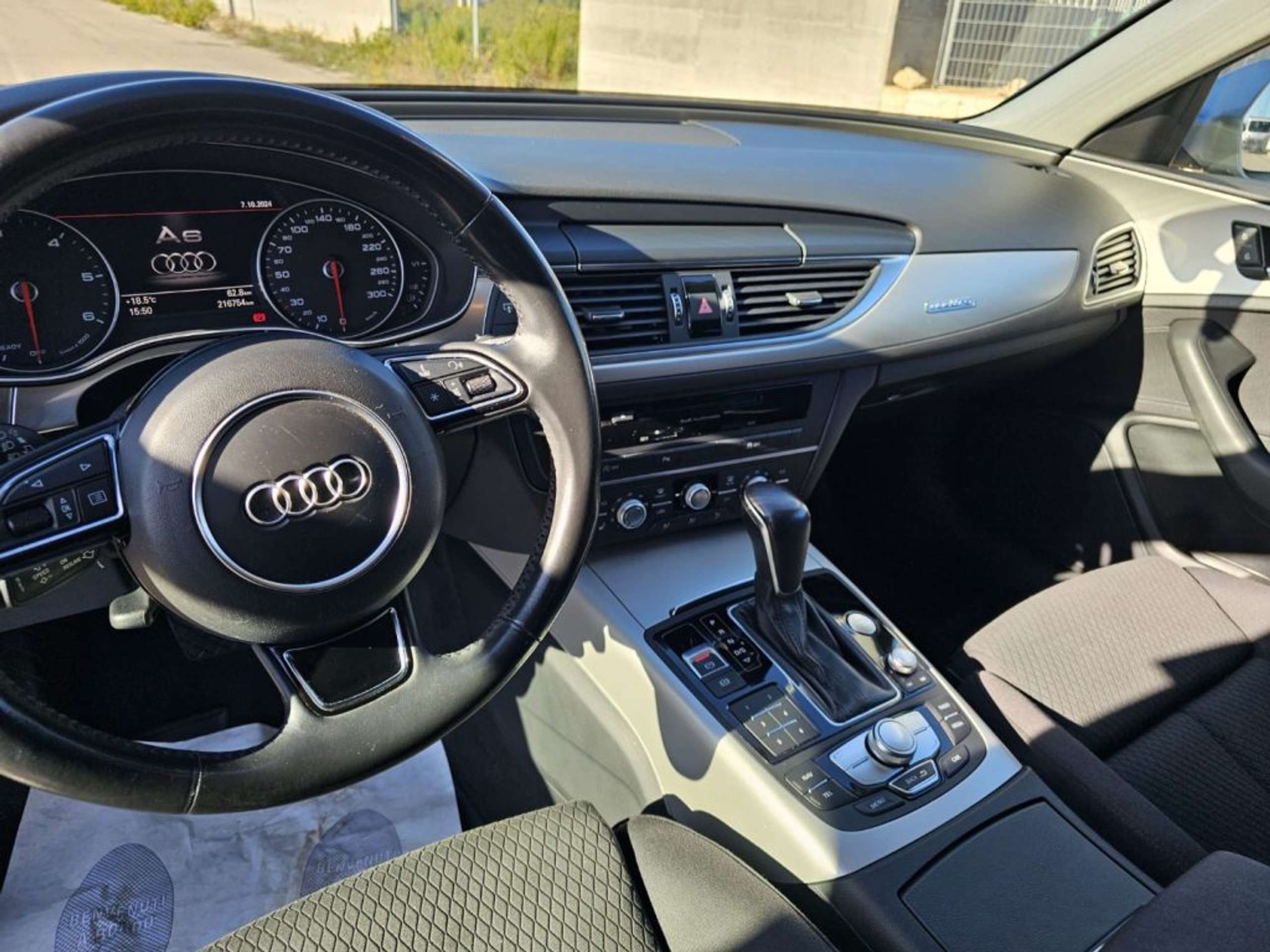 Audi - A6