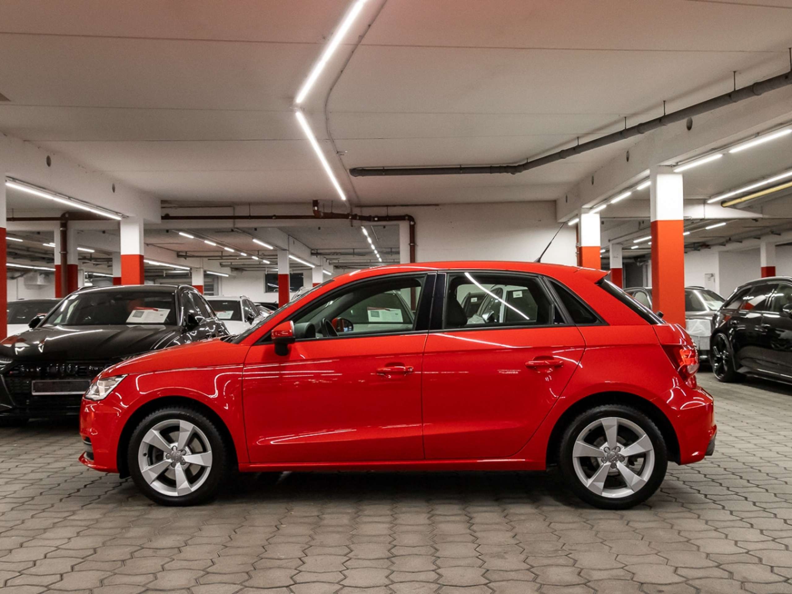 Audi - A1