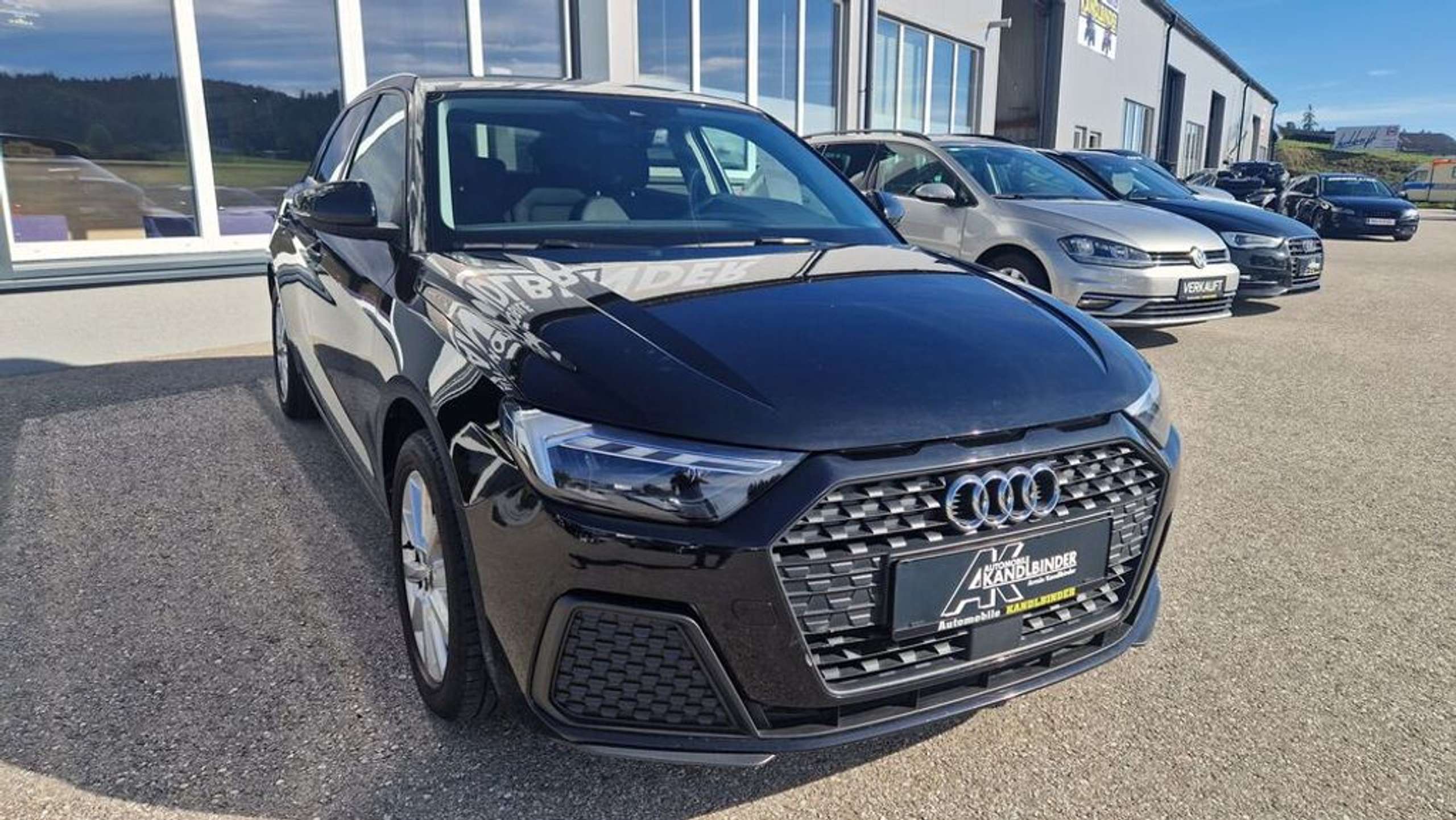 Audi - A1