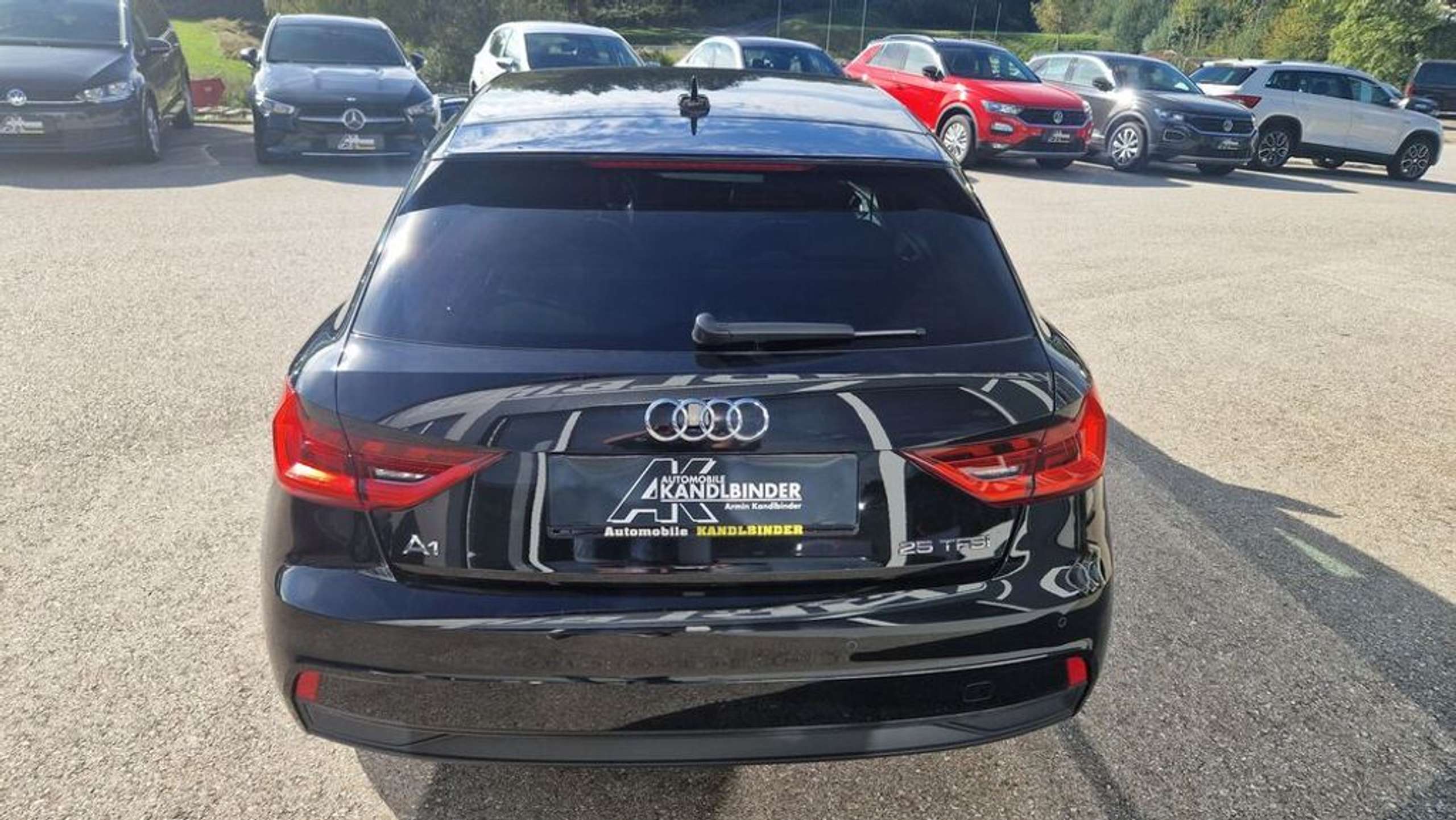 Audi - A1