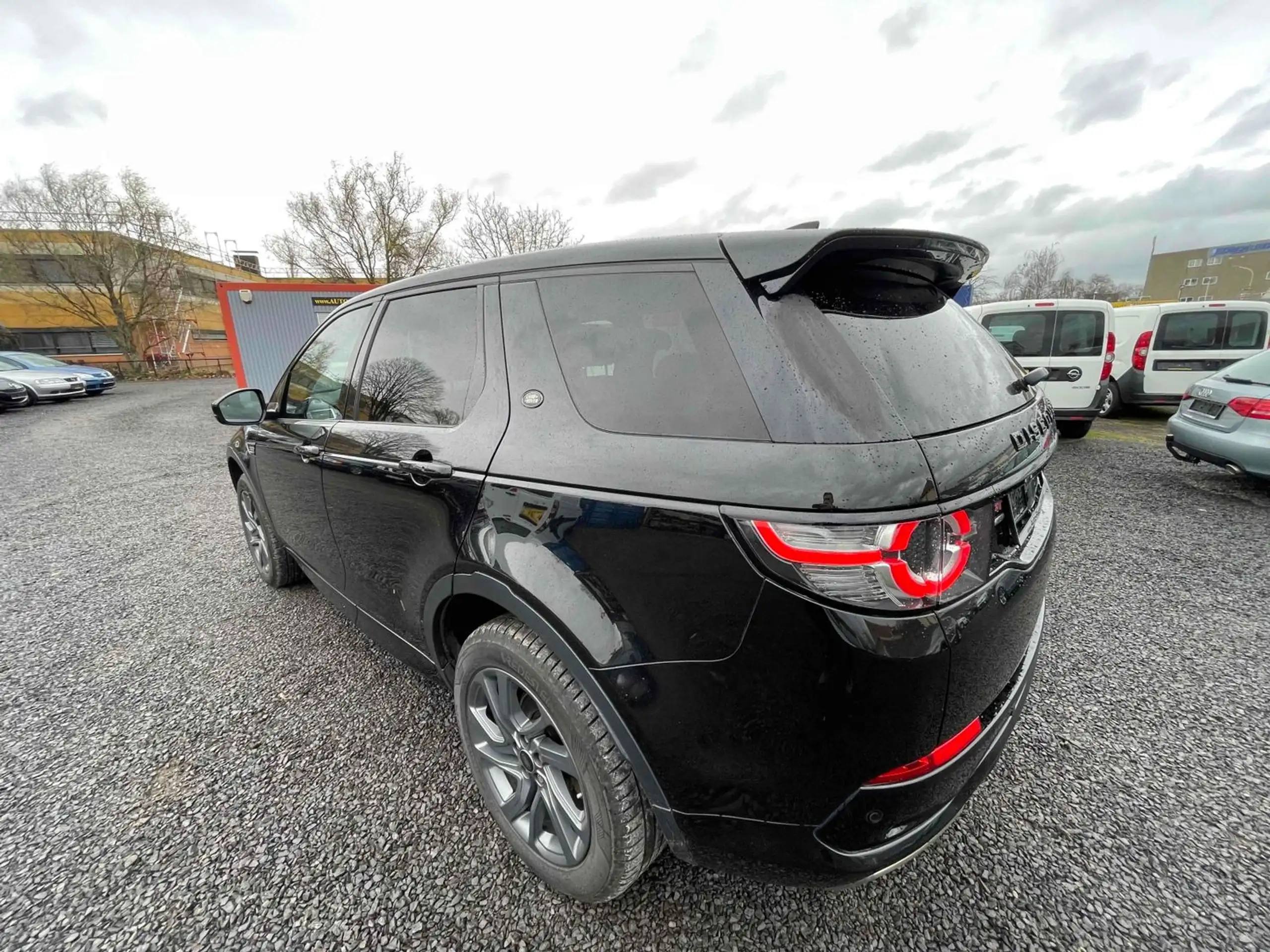 Land Rover - Discovery Sport