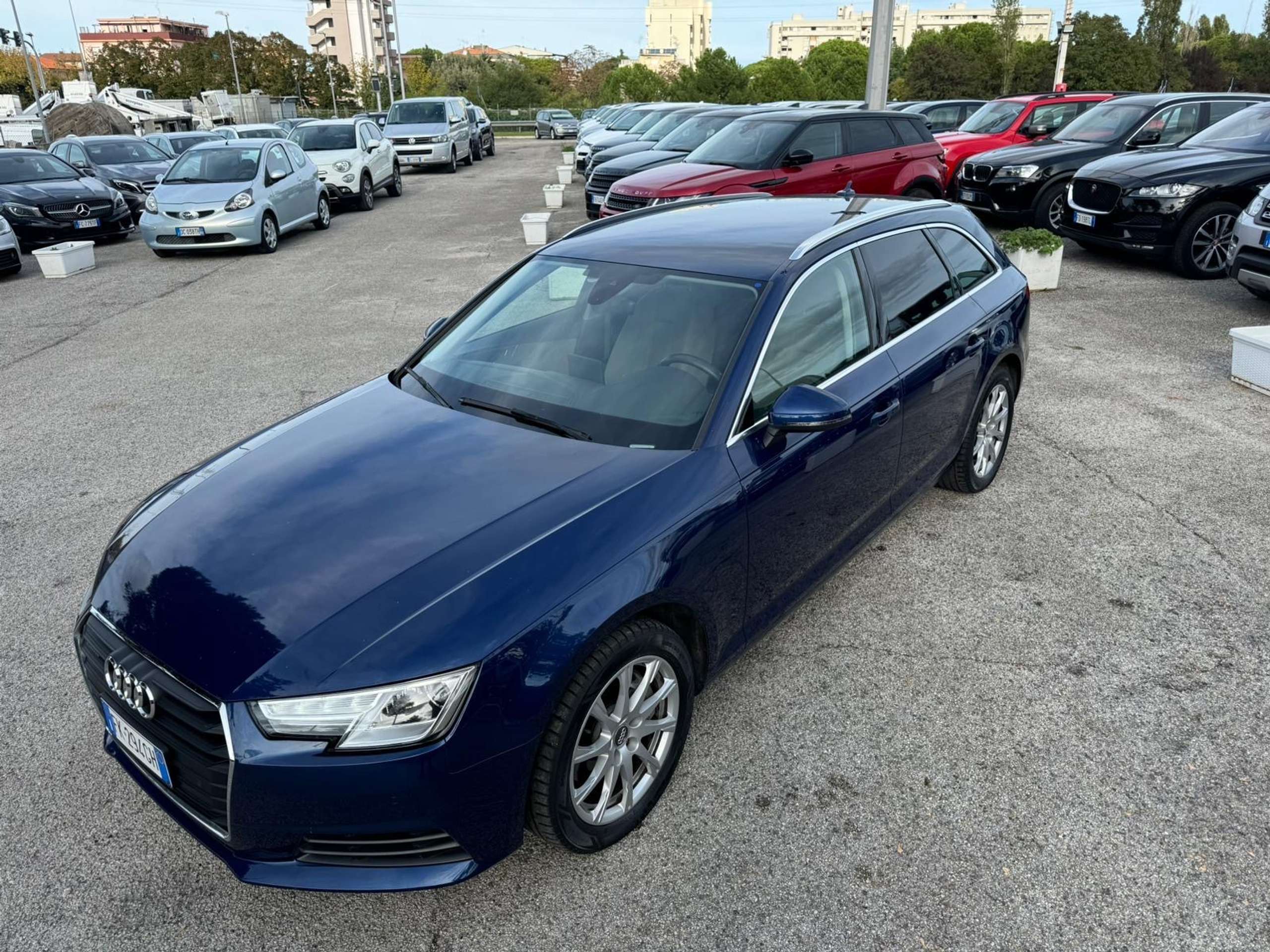 Audi - A4