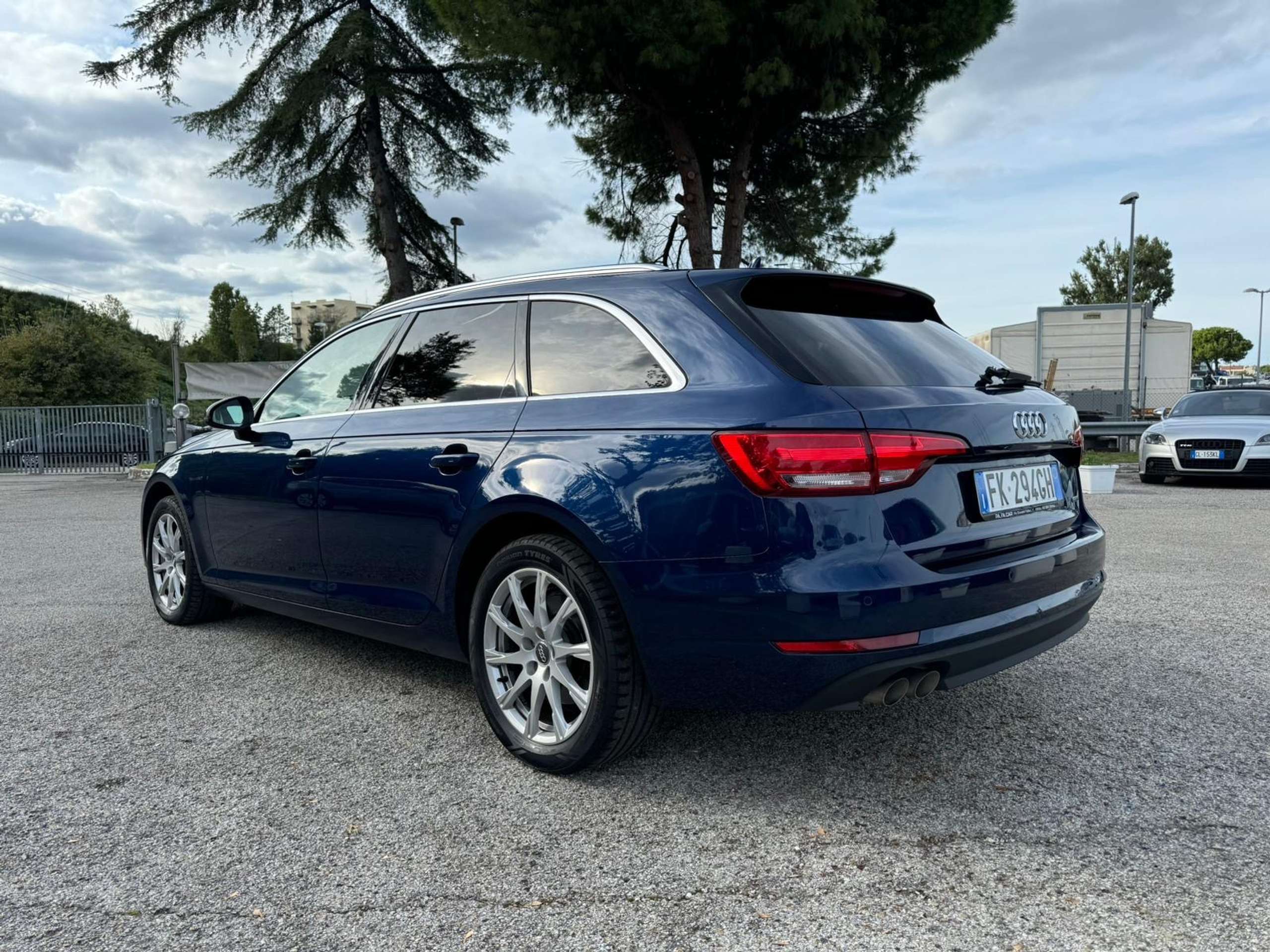 Audi - A4