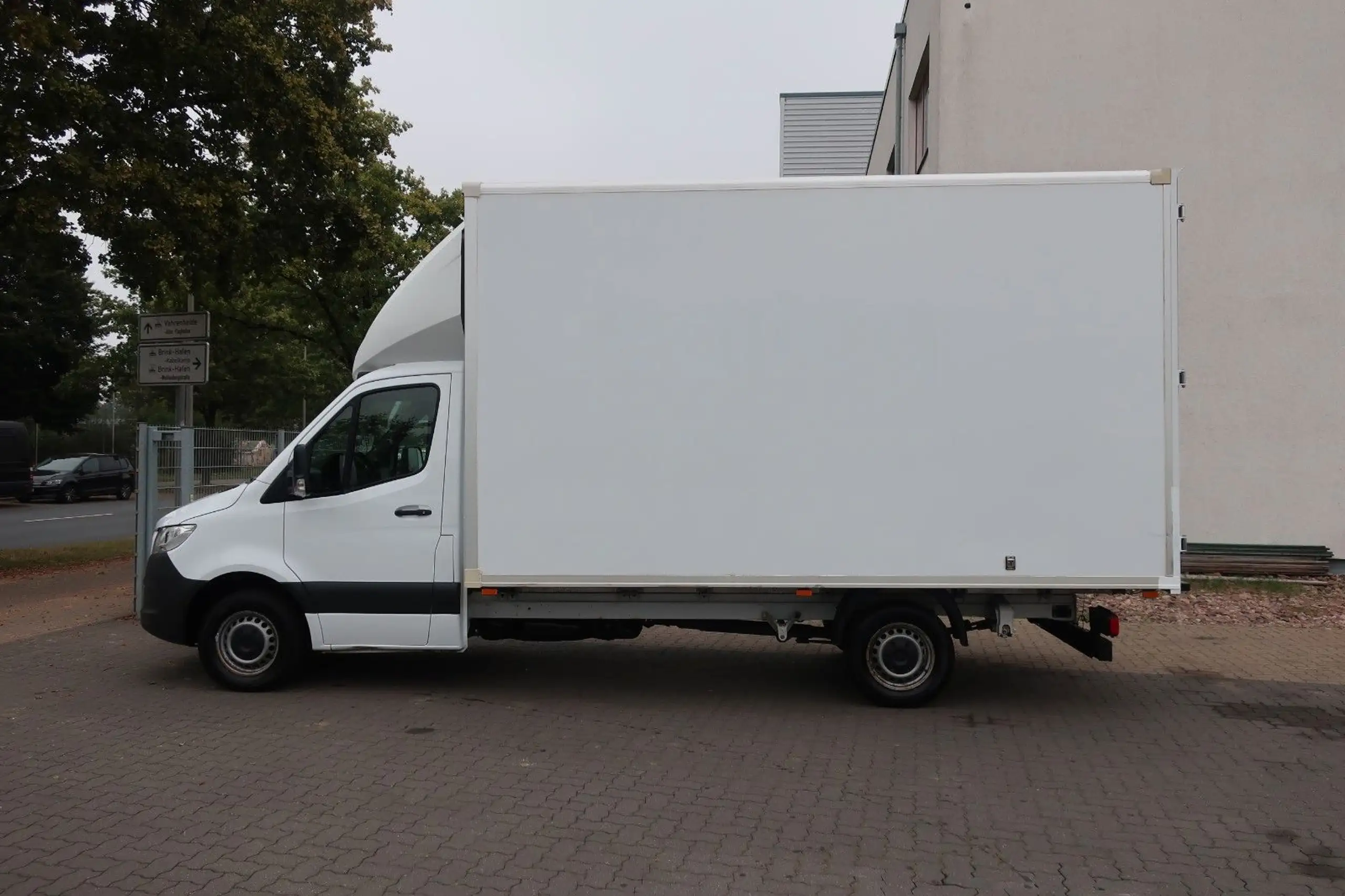 Mercedes-Benz - Sprinter