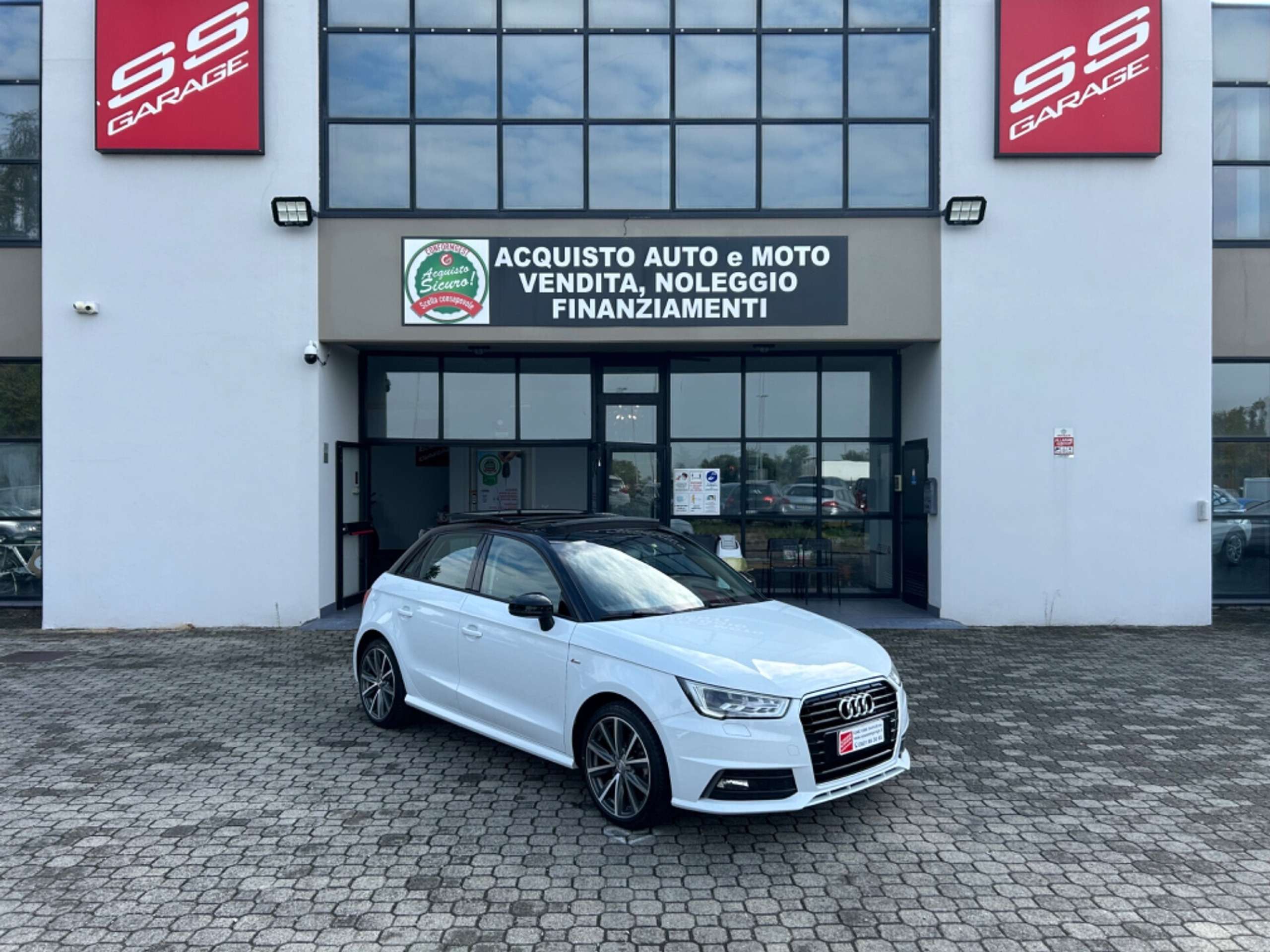 Audi - A1