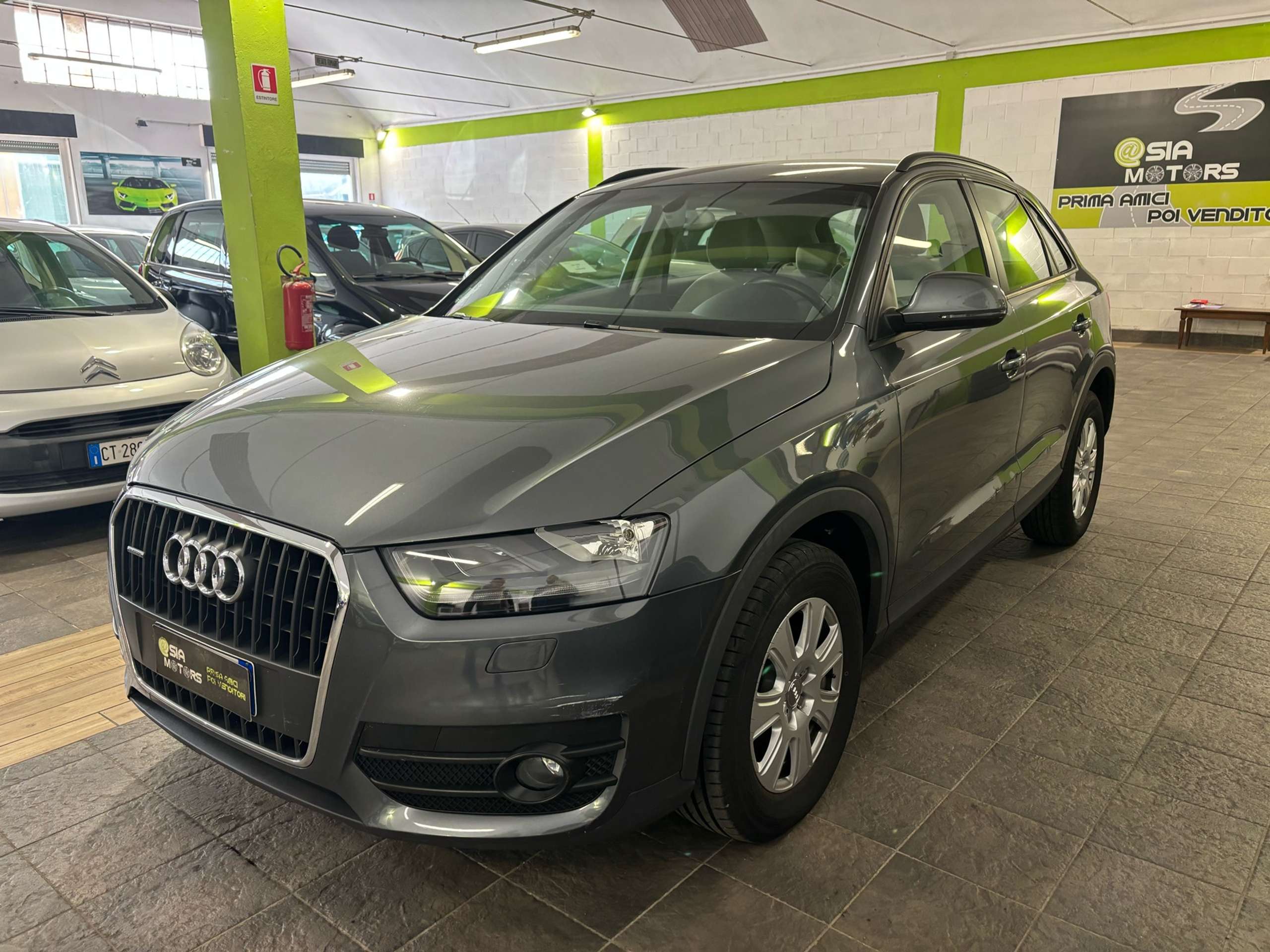 Audi - Q3