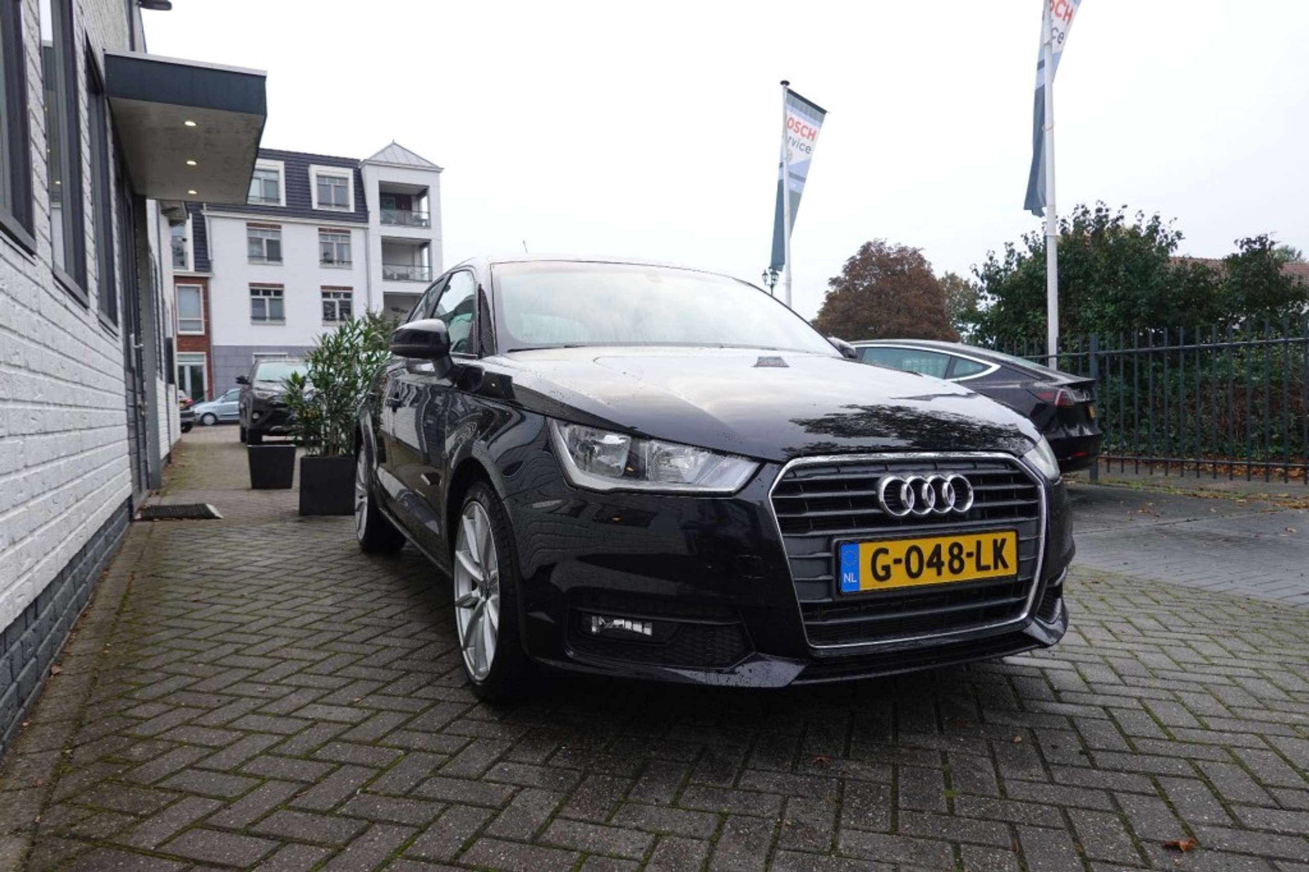 Audi - A1