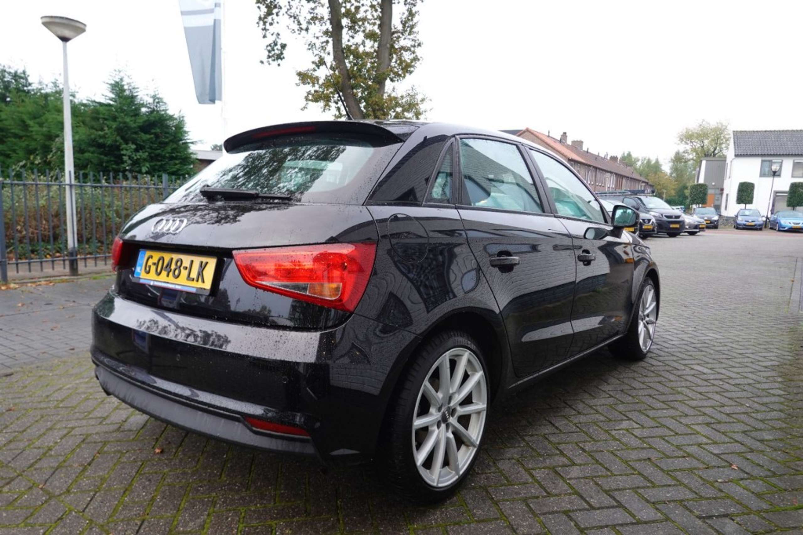 Audi - A1