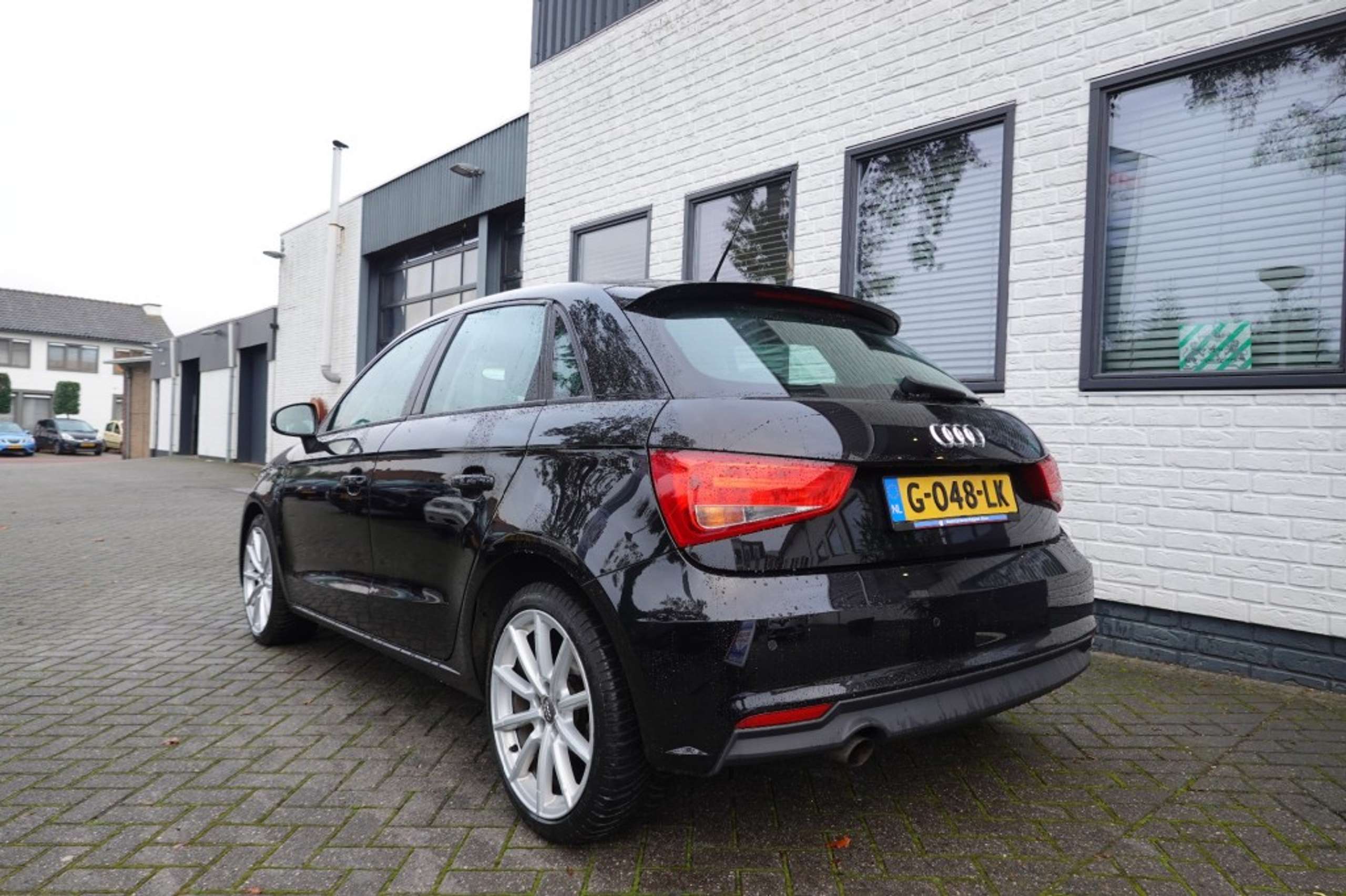 Audi - A1