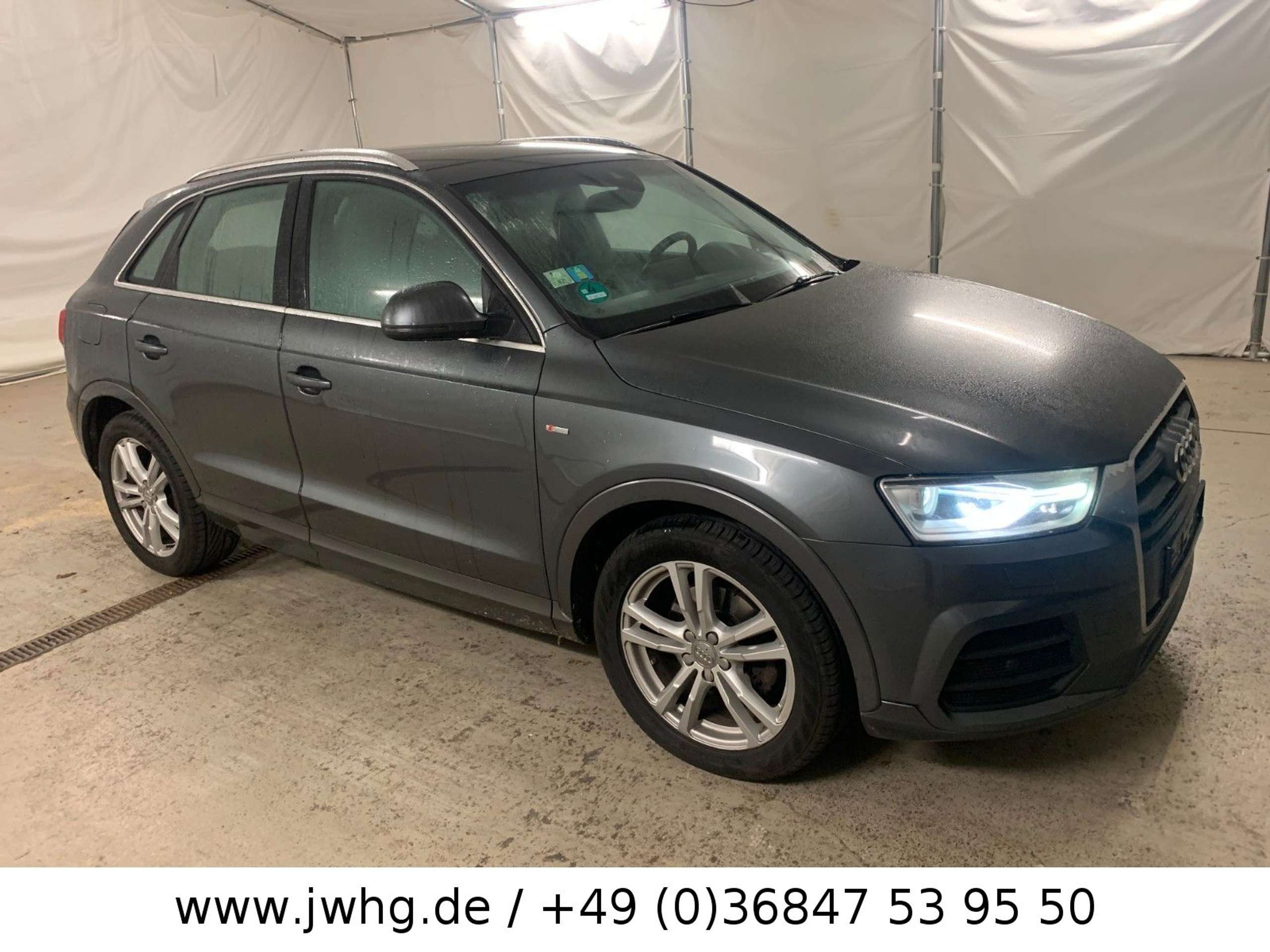 Audi - Q3