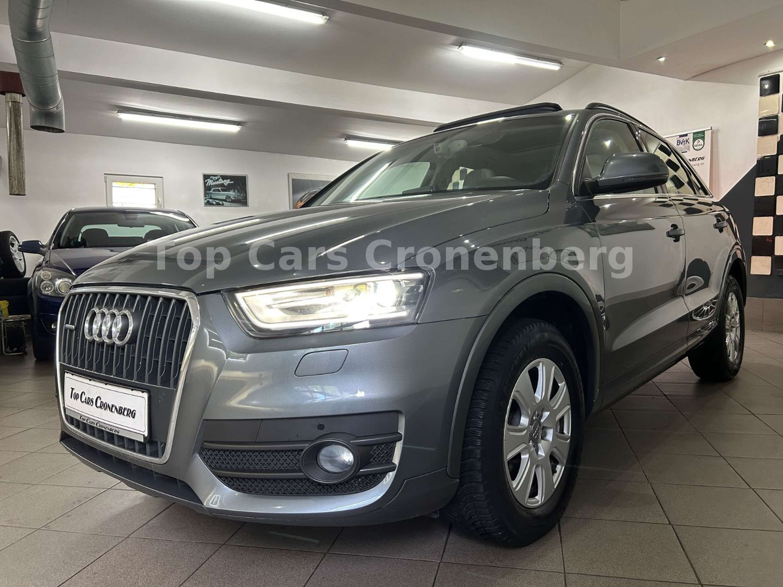 Audi - Q3