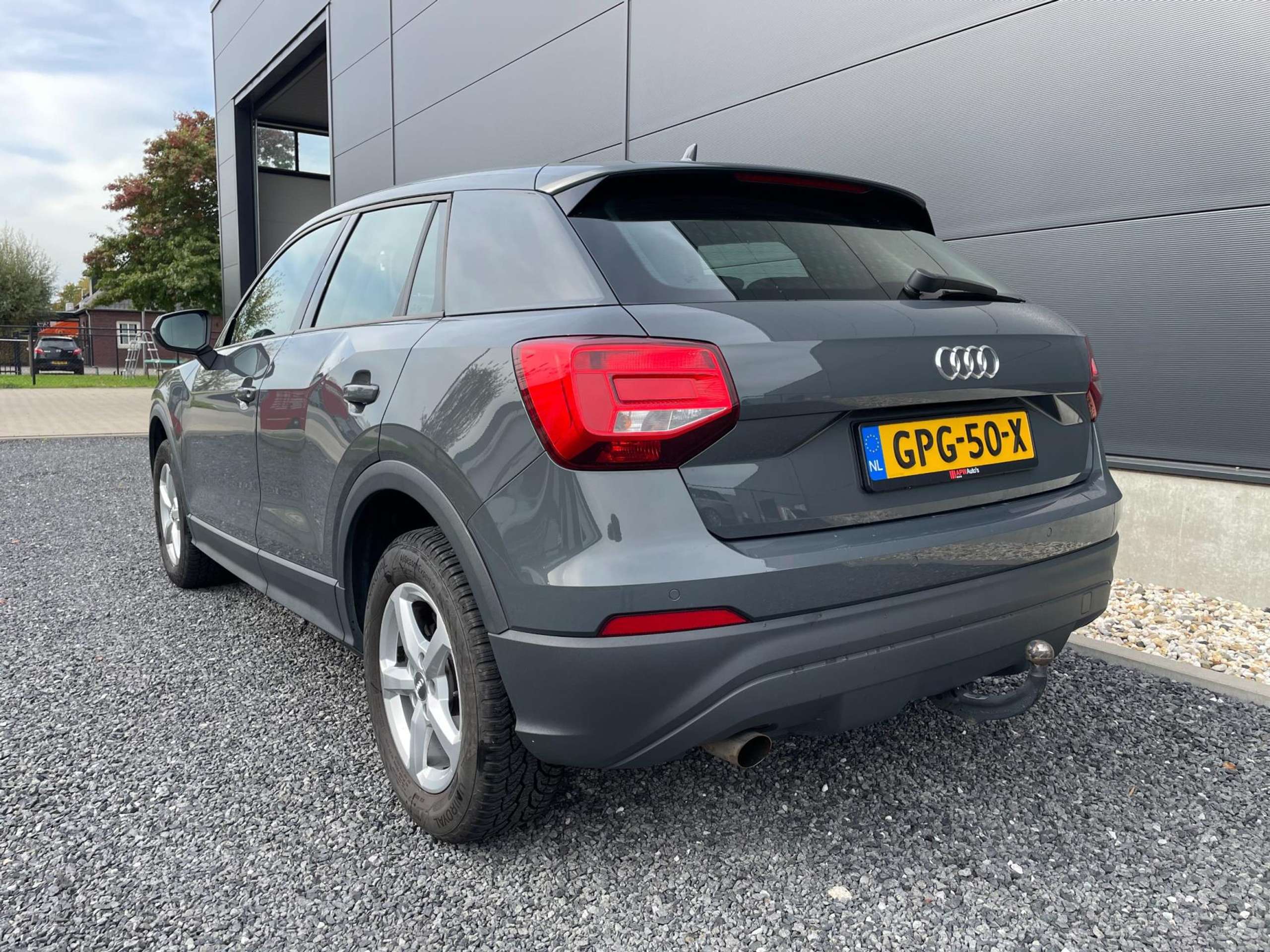 Audi - Q2