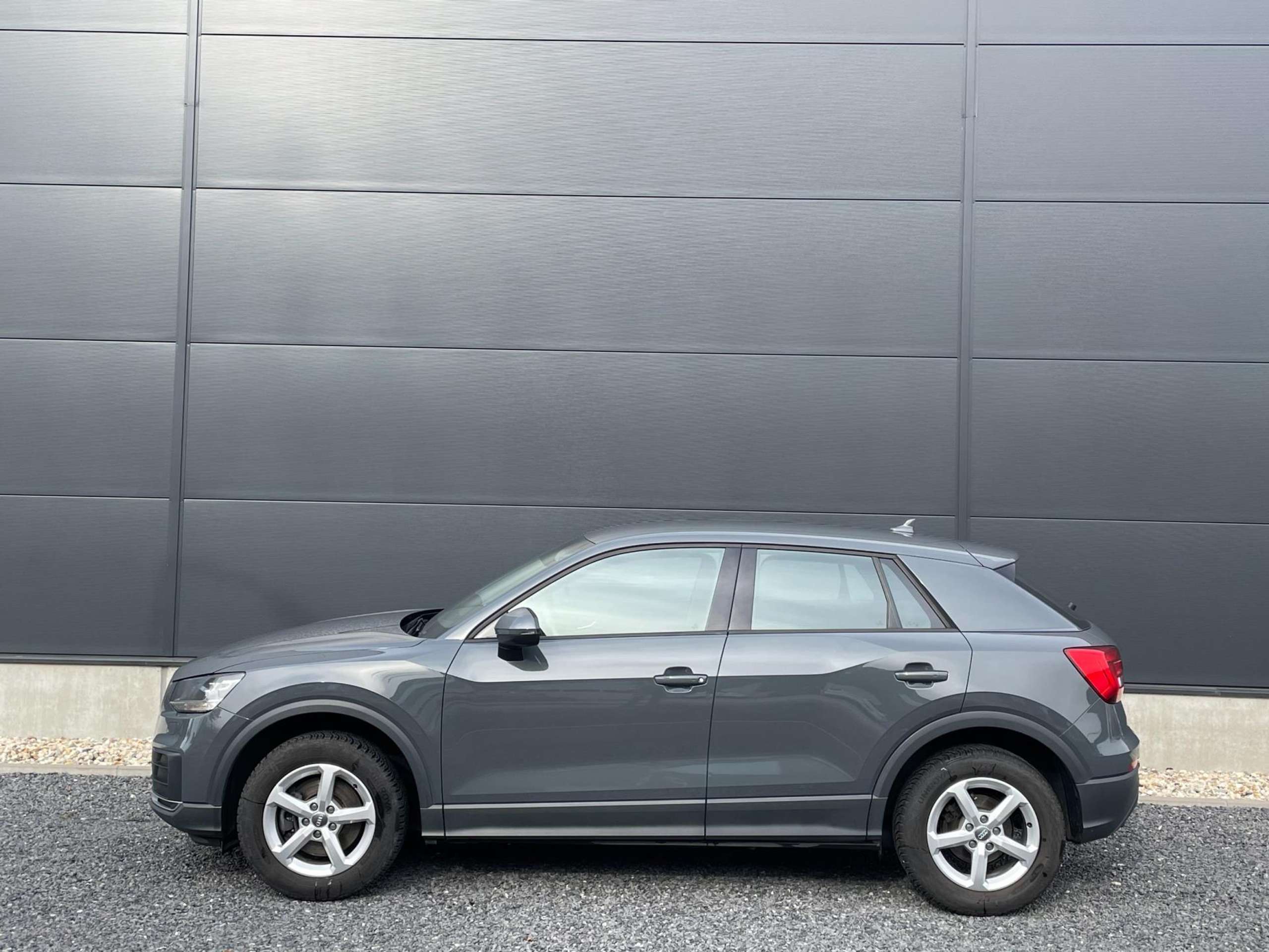 Audi - Q2