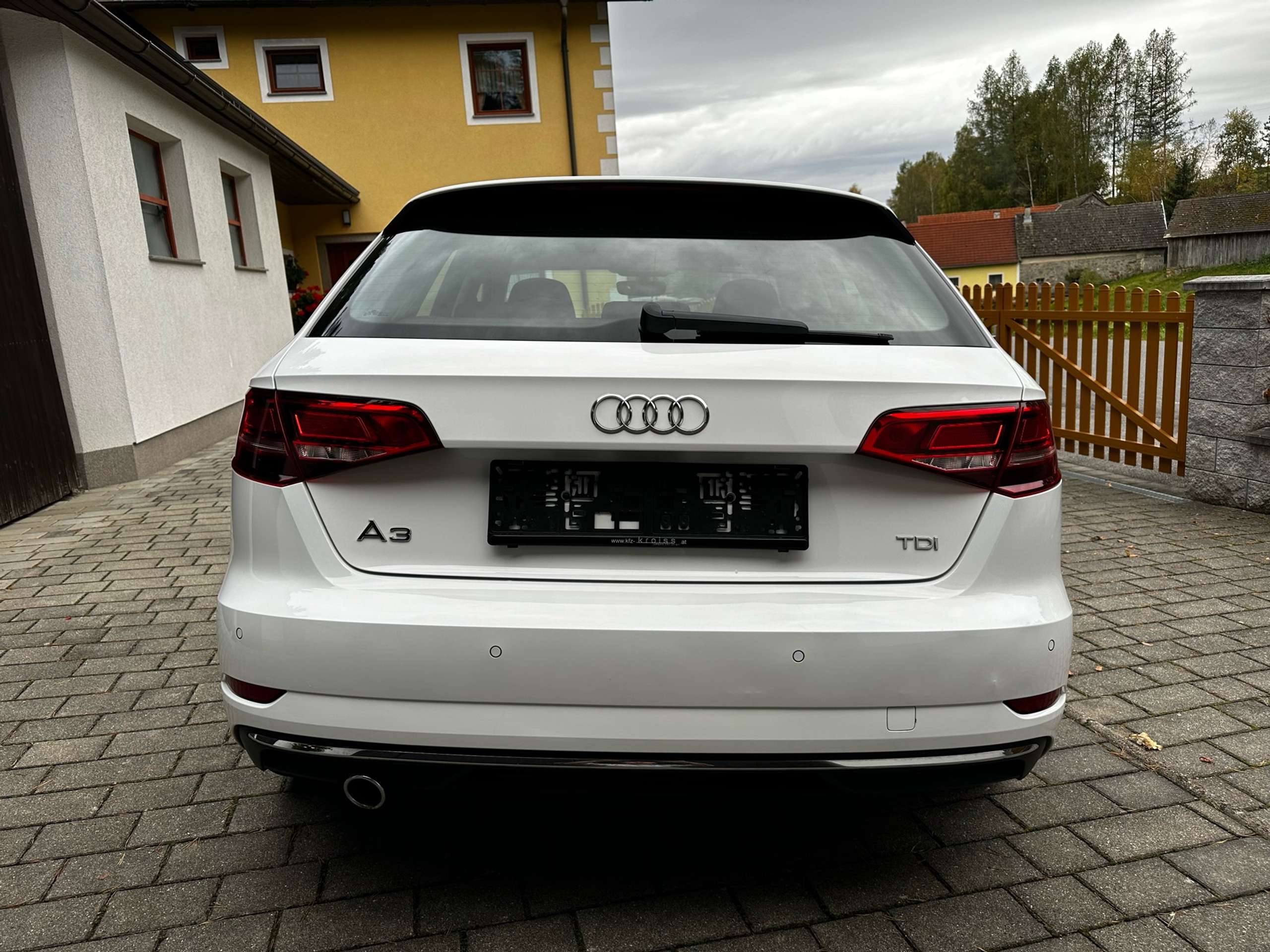 Audi - A3