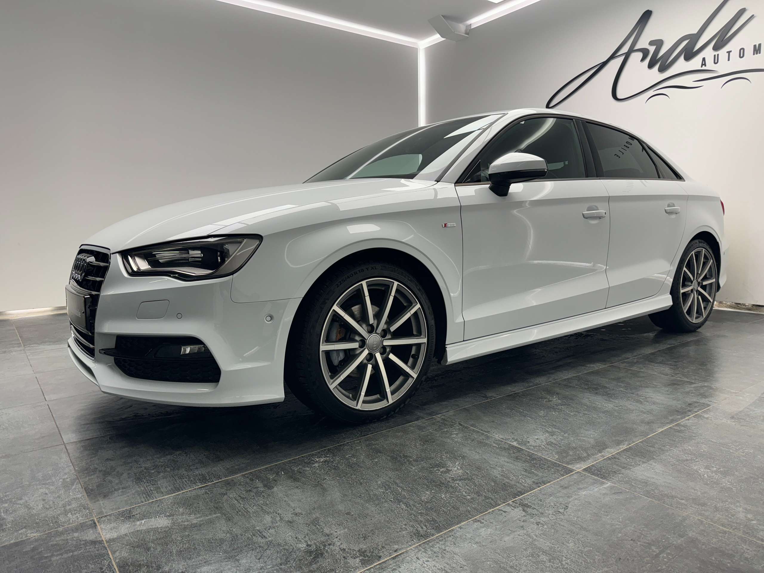 Audi - A3