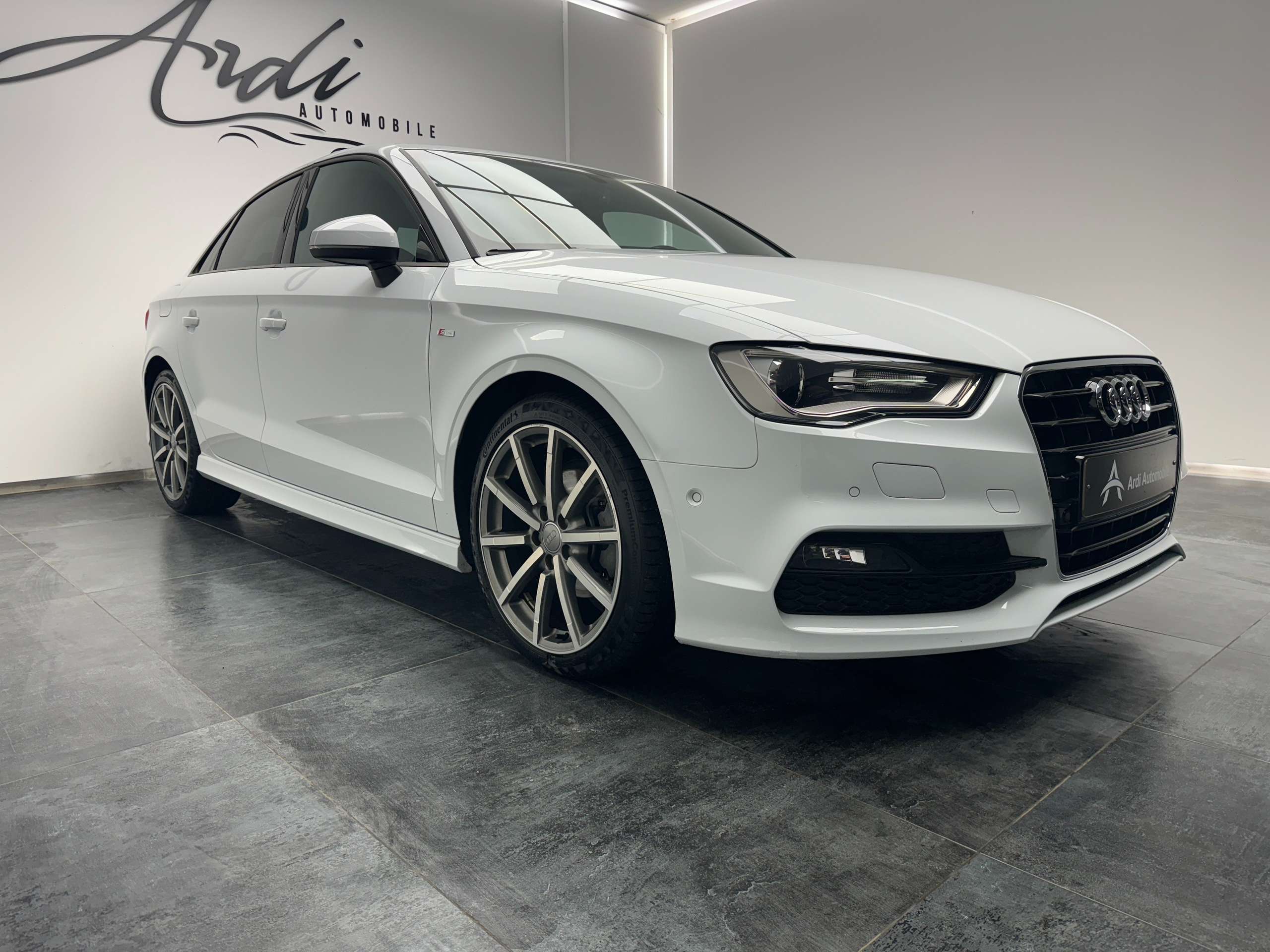 Audi - A3