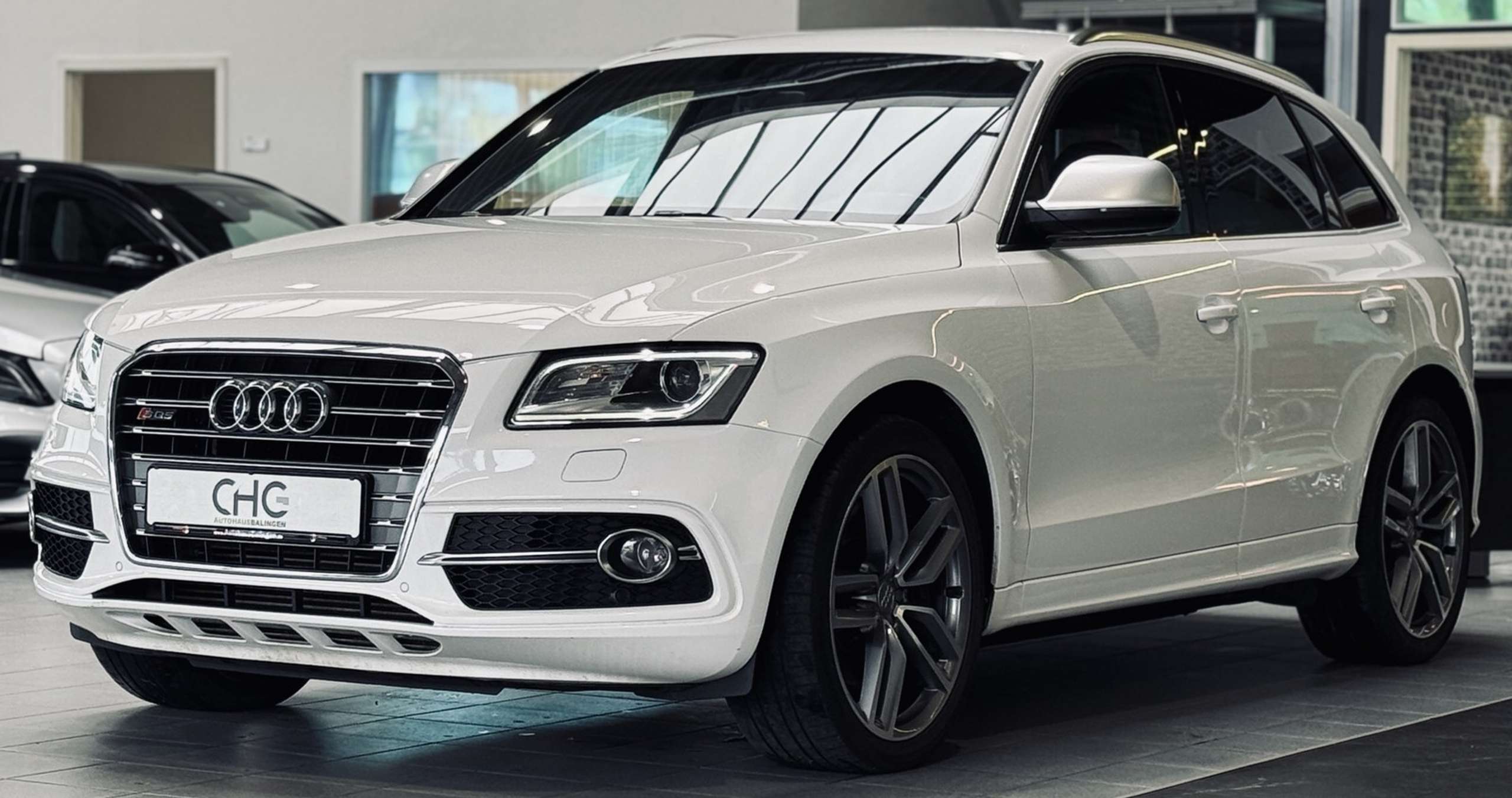 Audi - SQ5