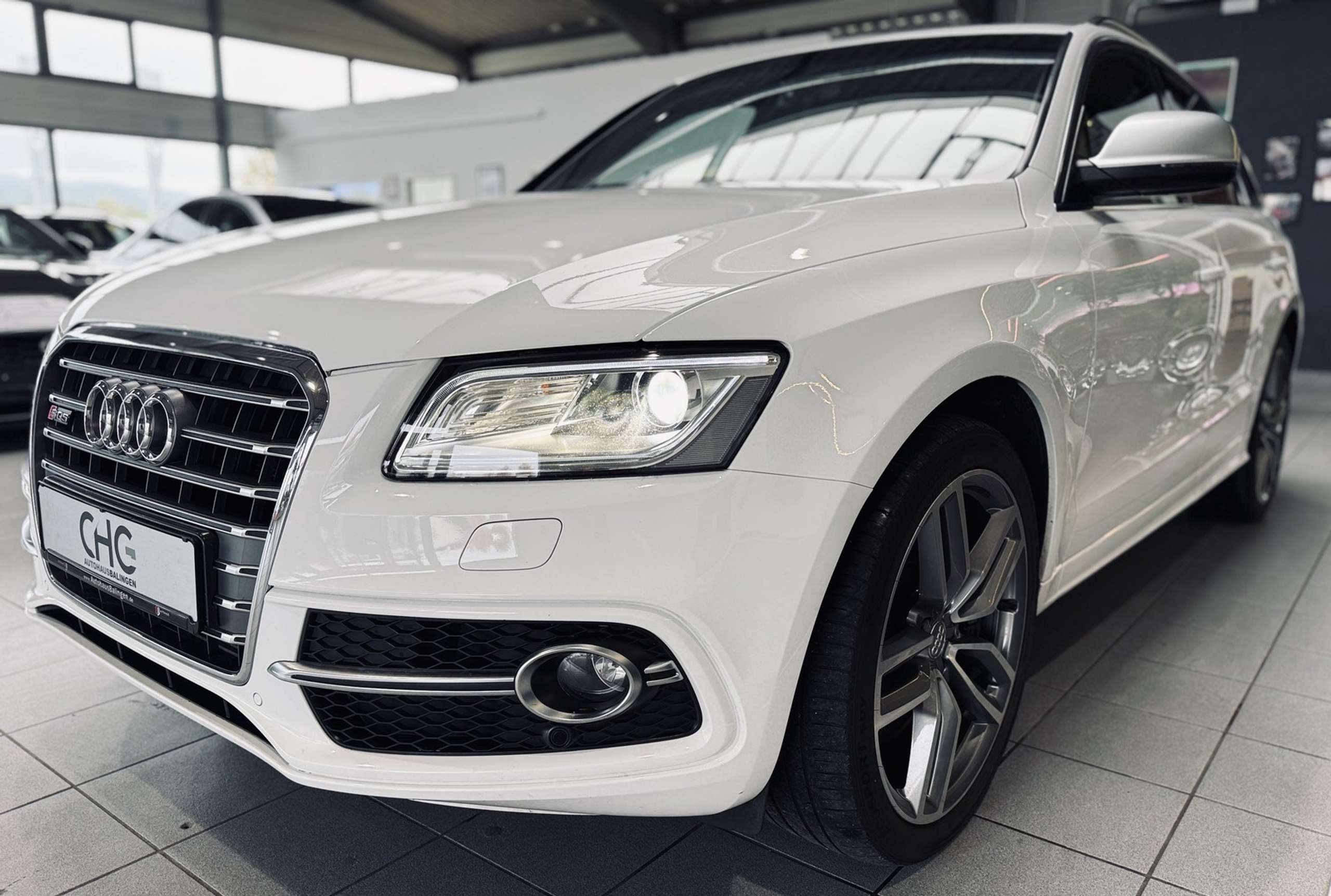 Audi - SQ5