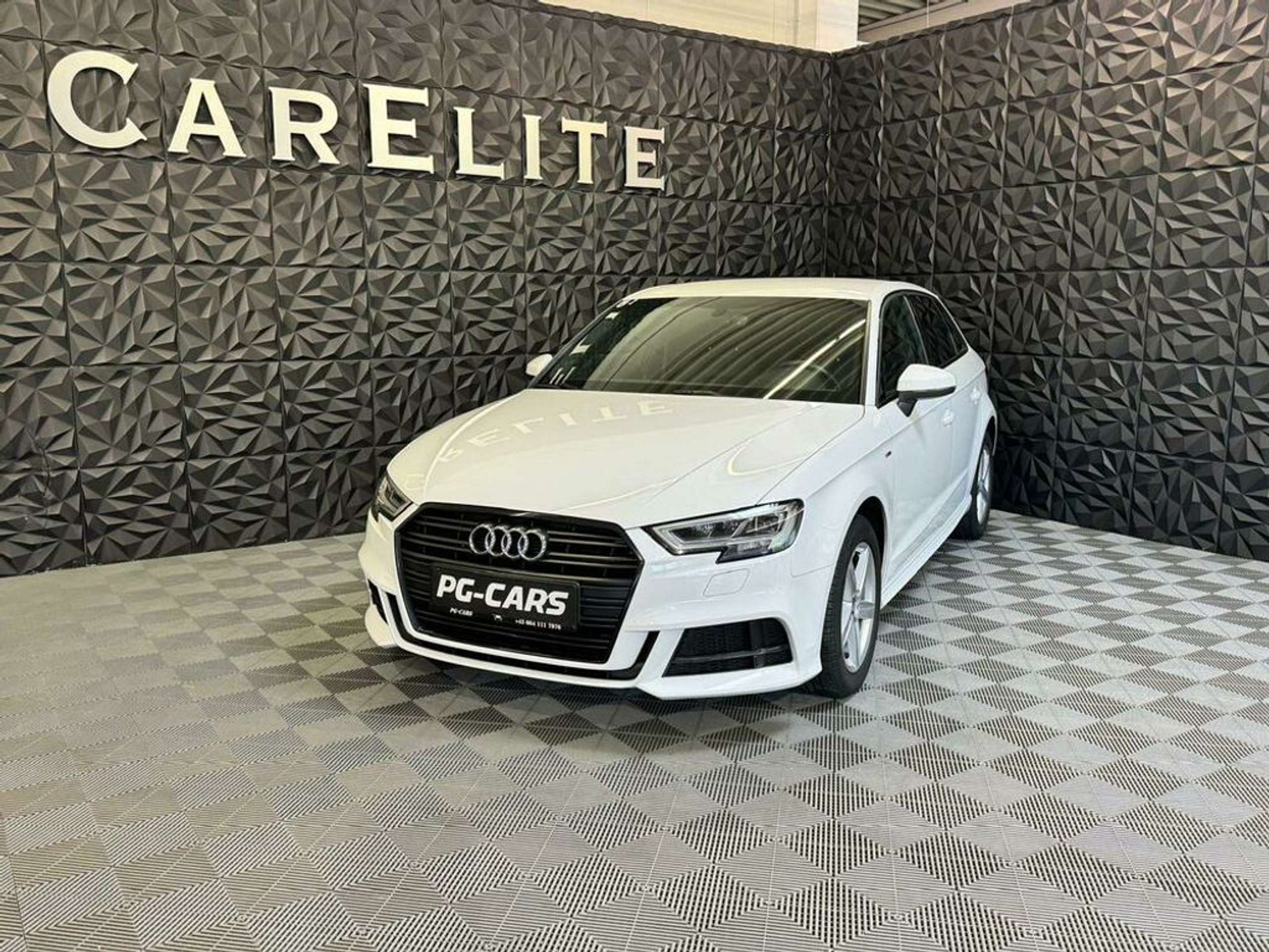 Audi - A3