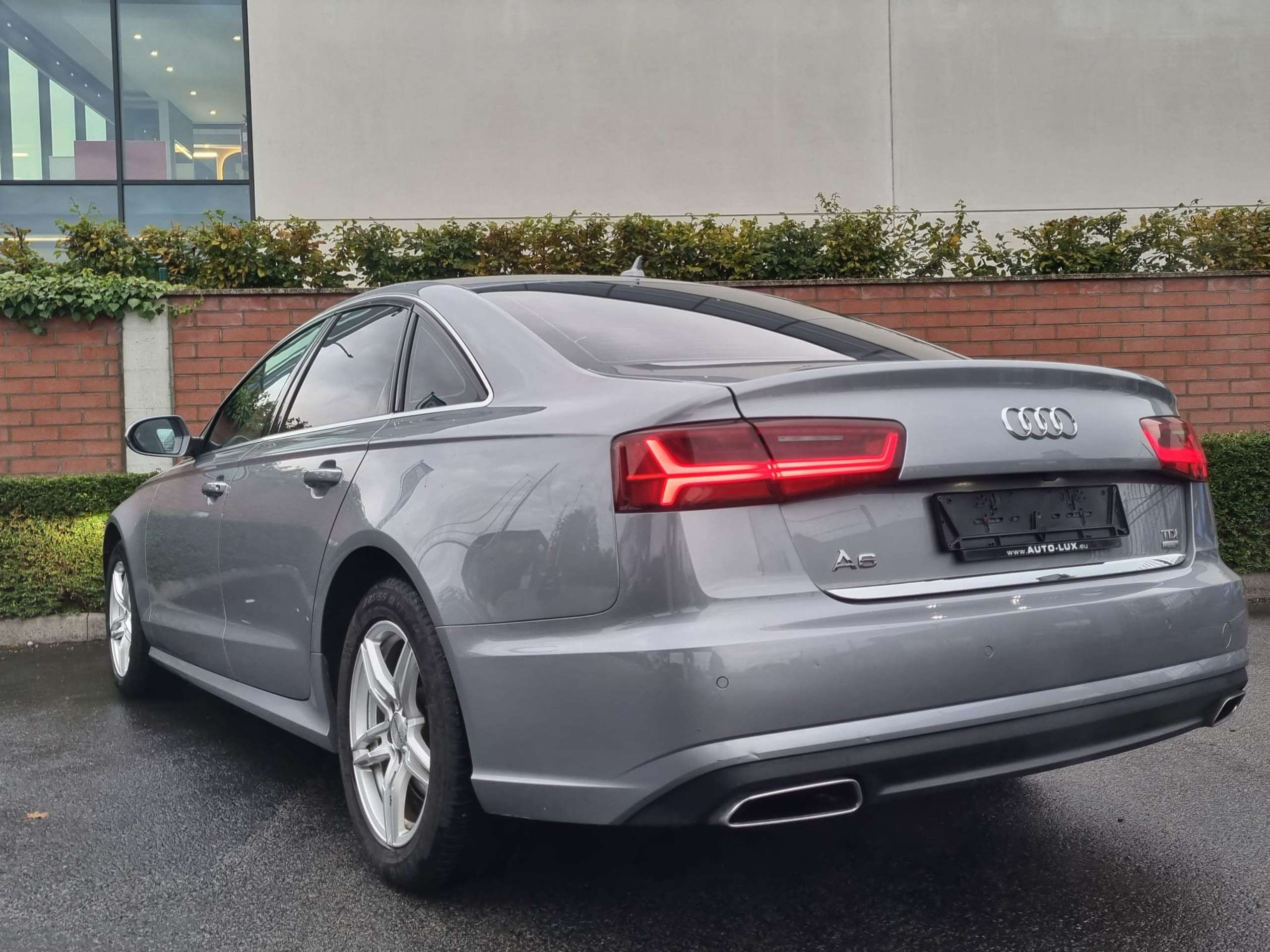 Audi - A6