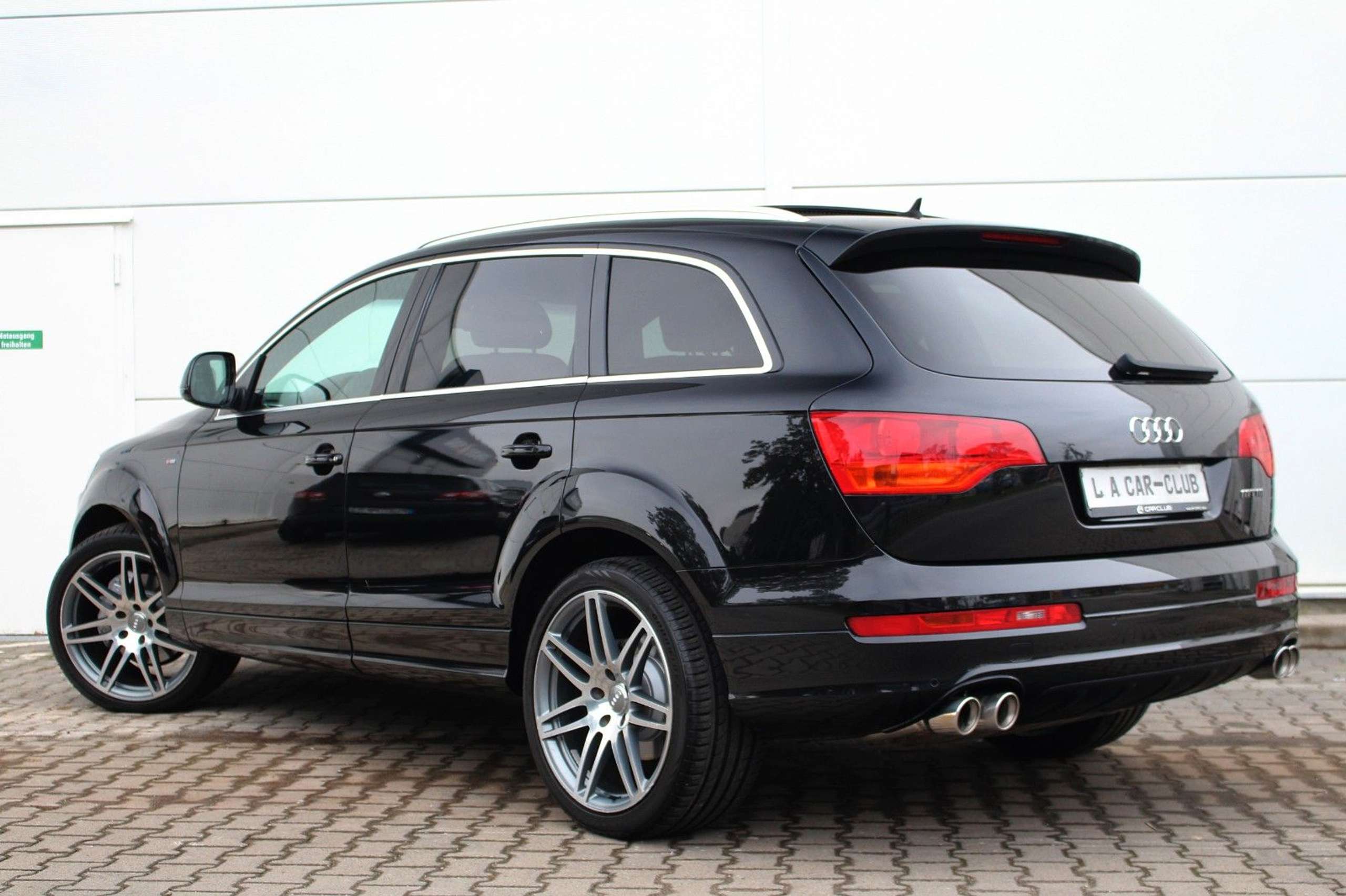 Audi - Q7