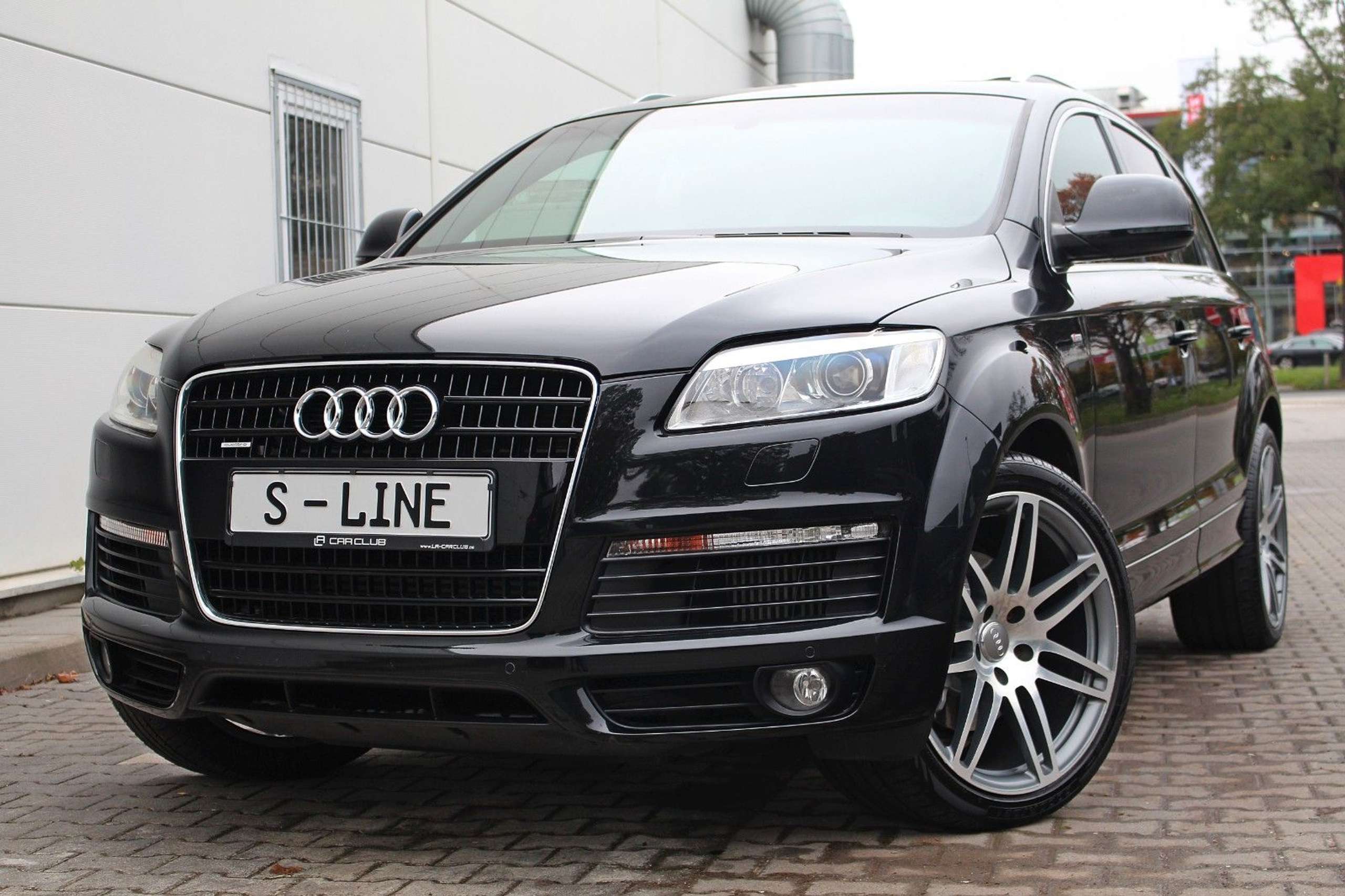 Audi - Q7