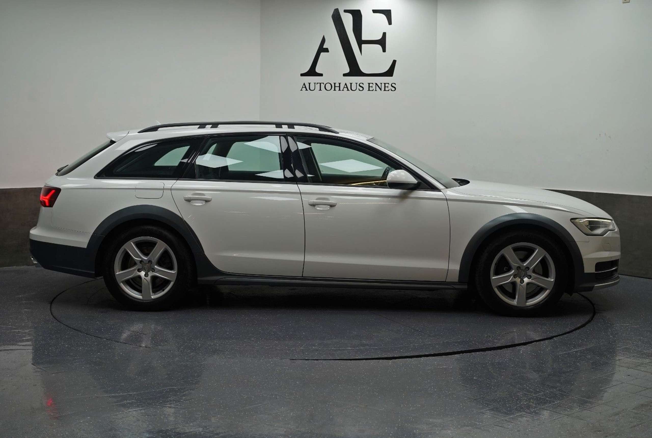 Audi - A6 allroad