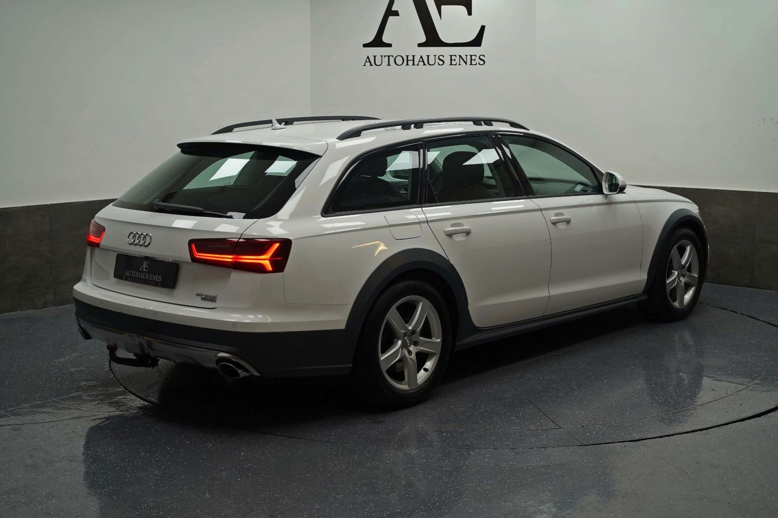 Audi - A6 allroad