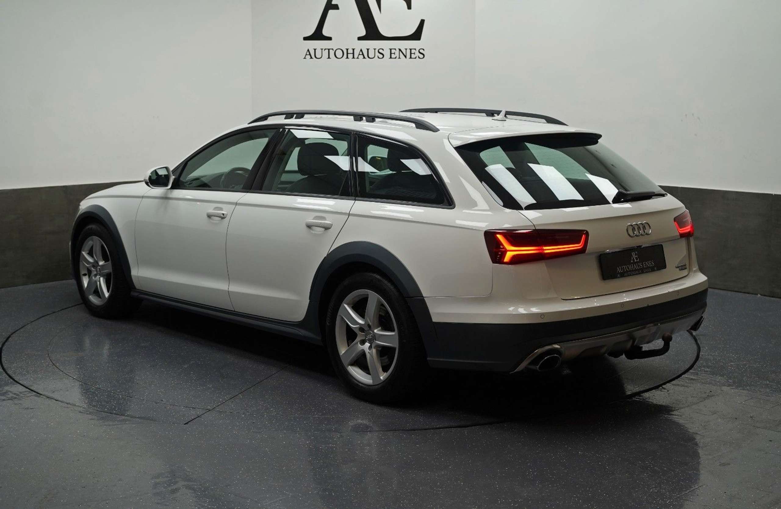 Audi - A6 allroad