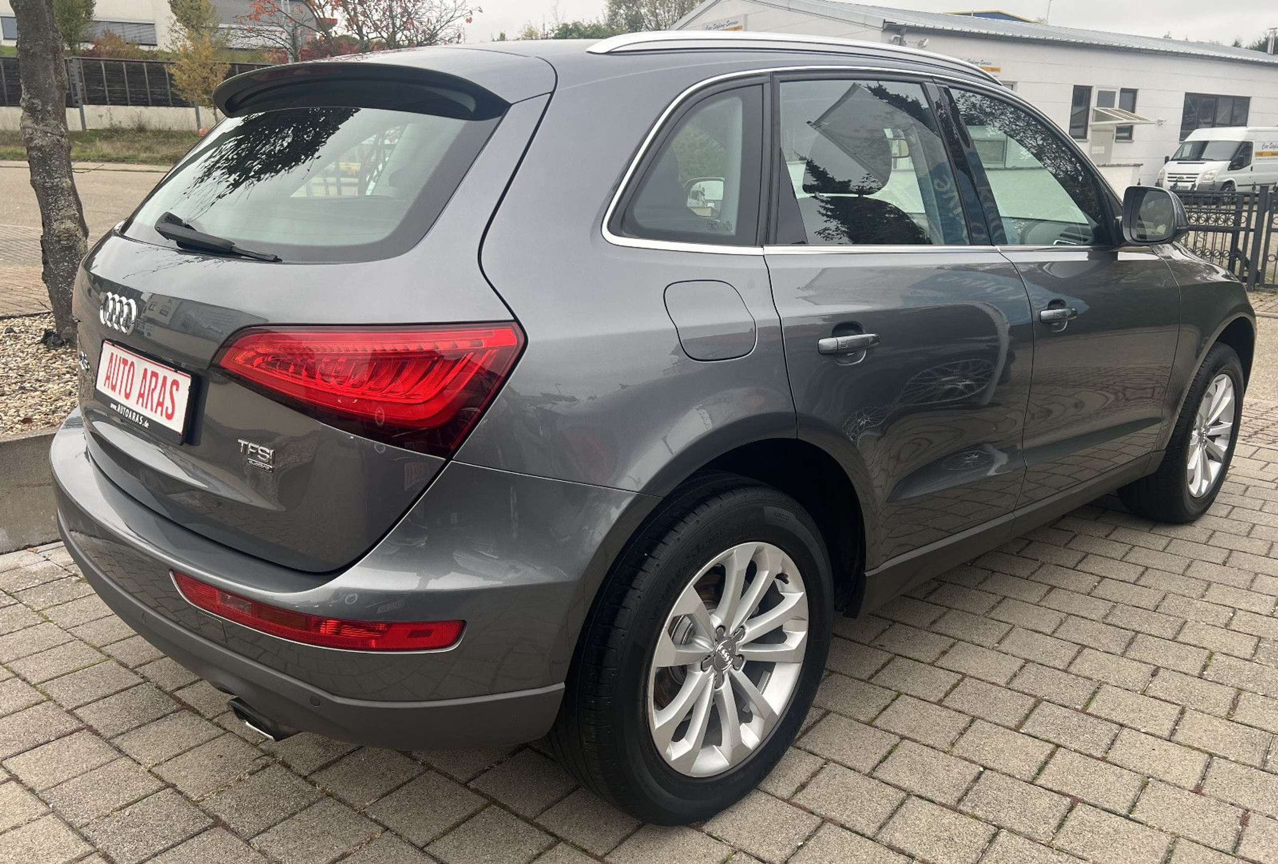 Audi - Q5