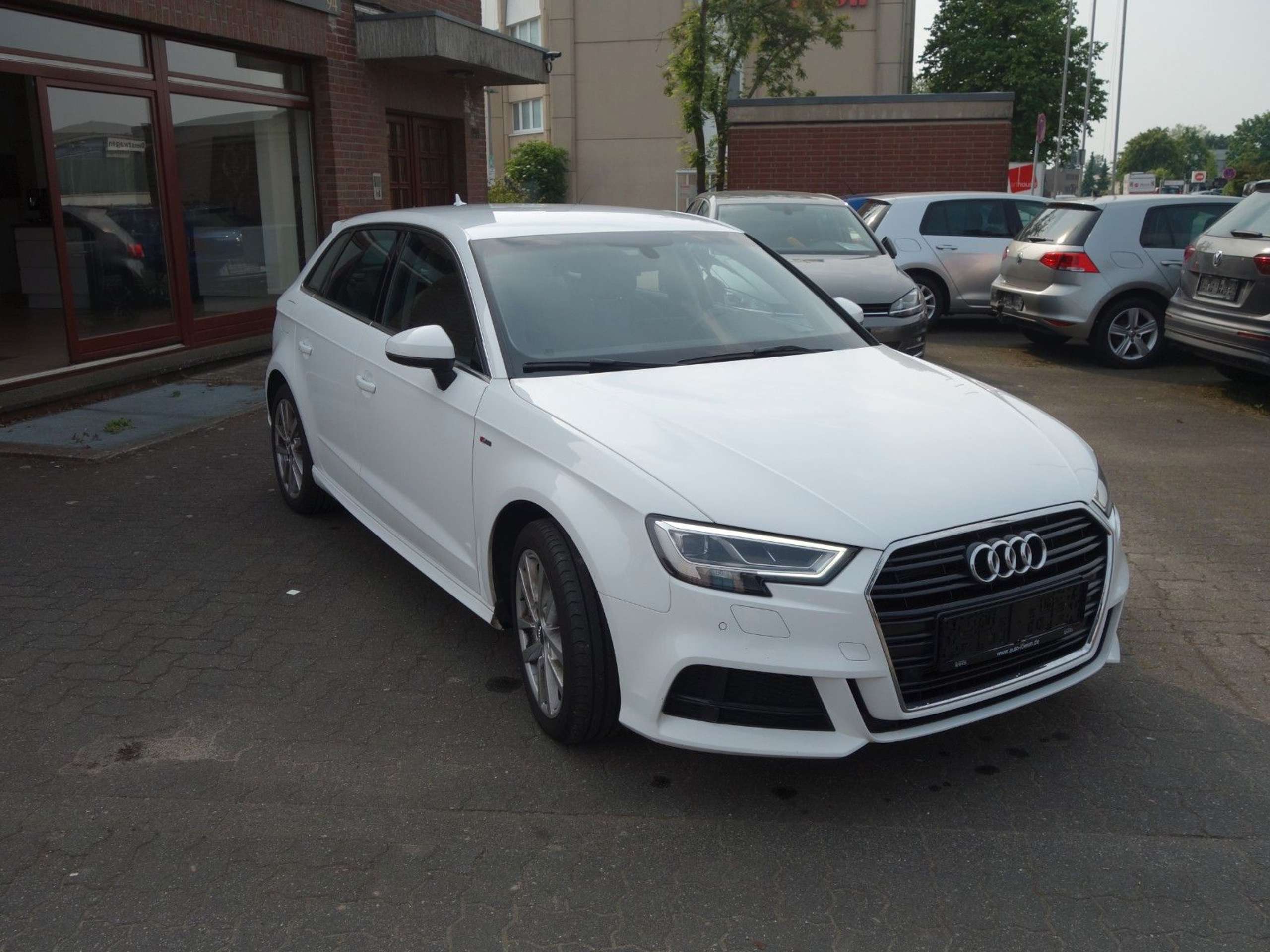 Audi - A3