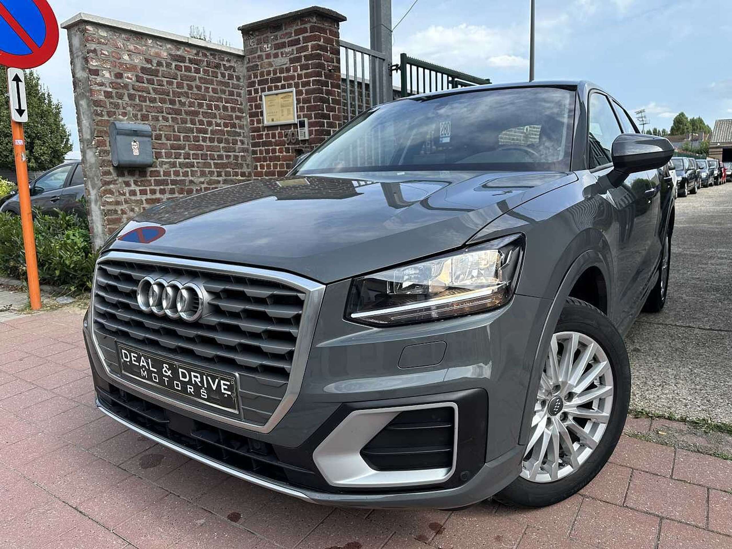 Audi - Q2