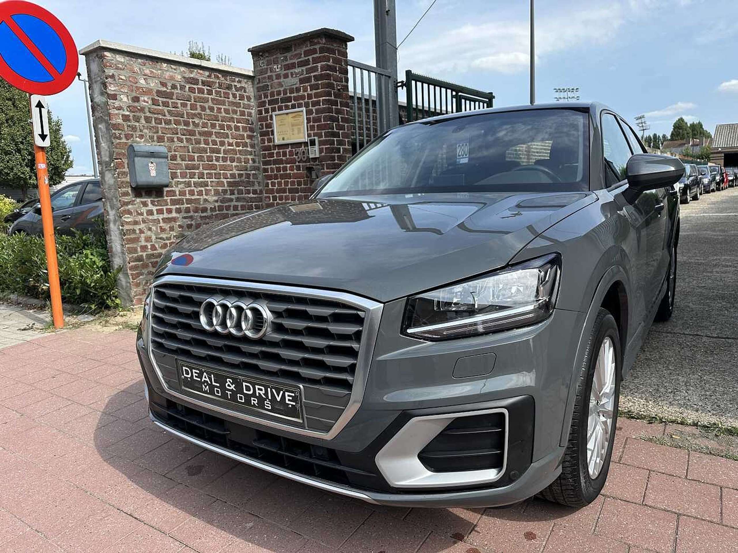 Audi - Q2