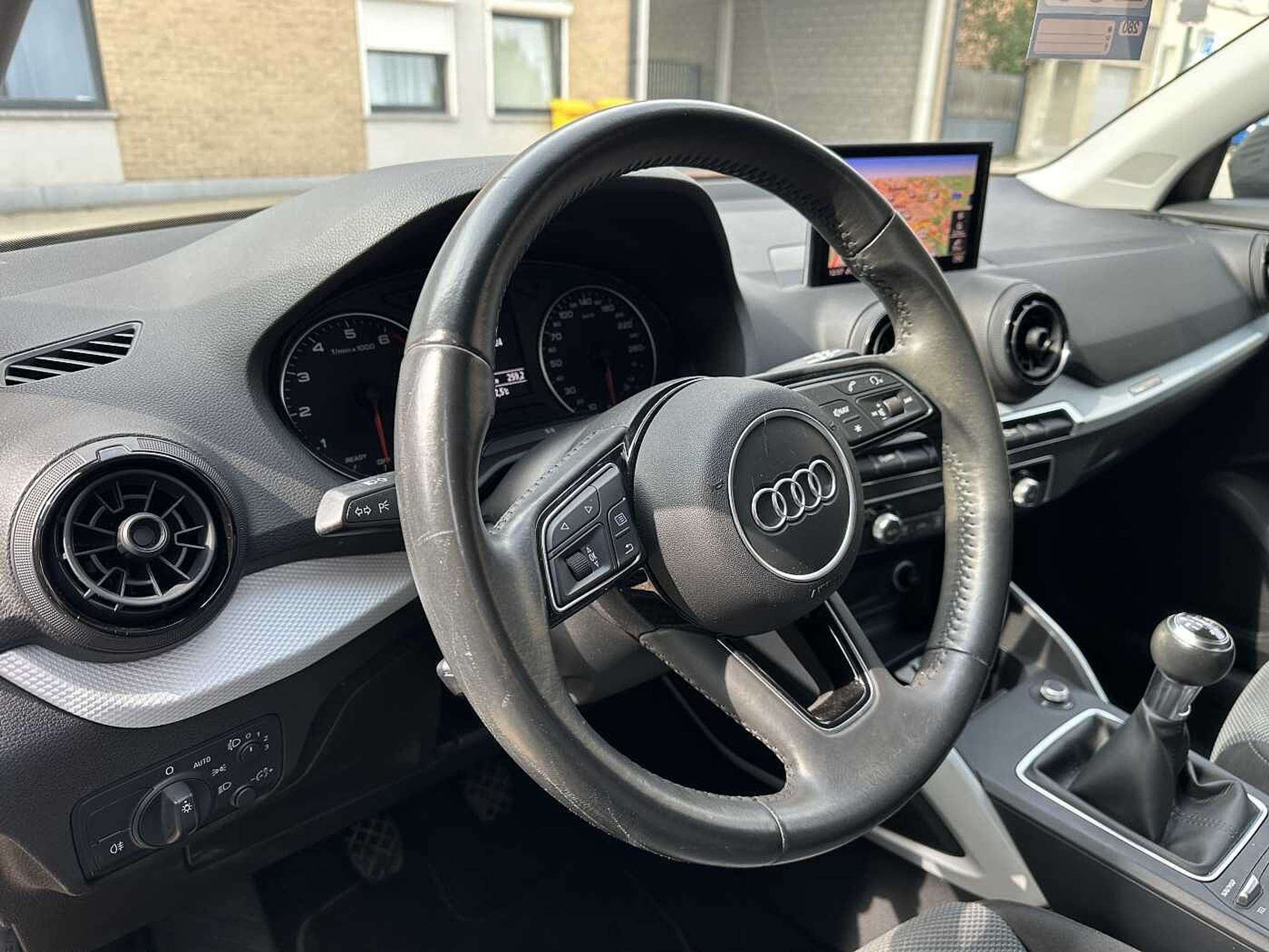 Audi - Q2