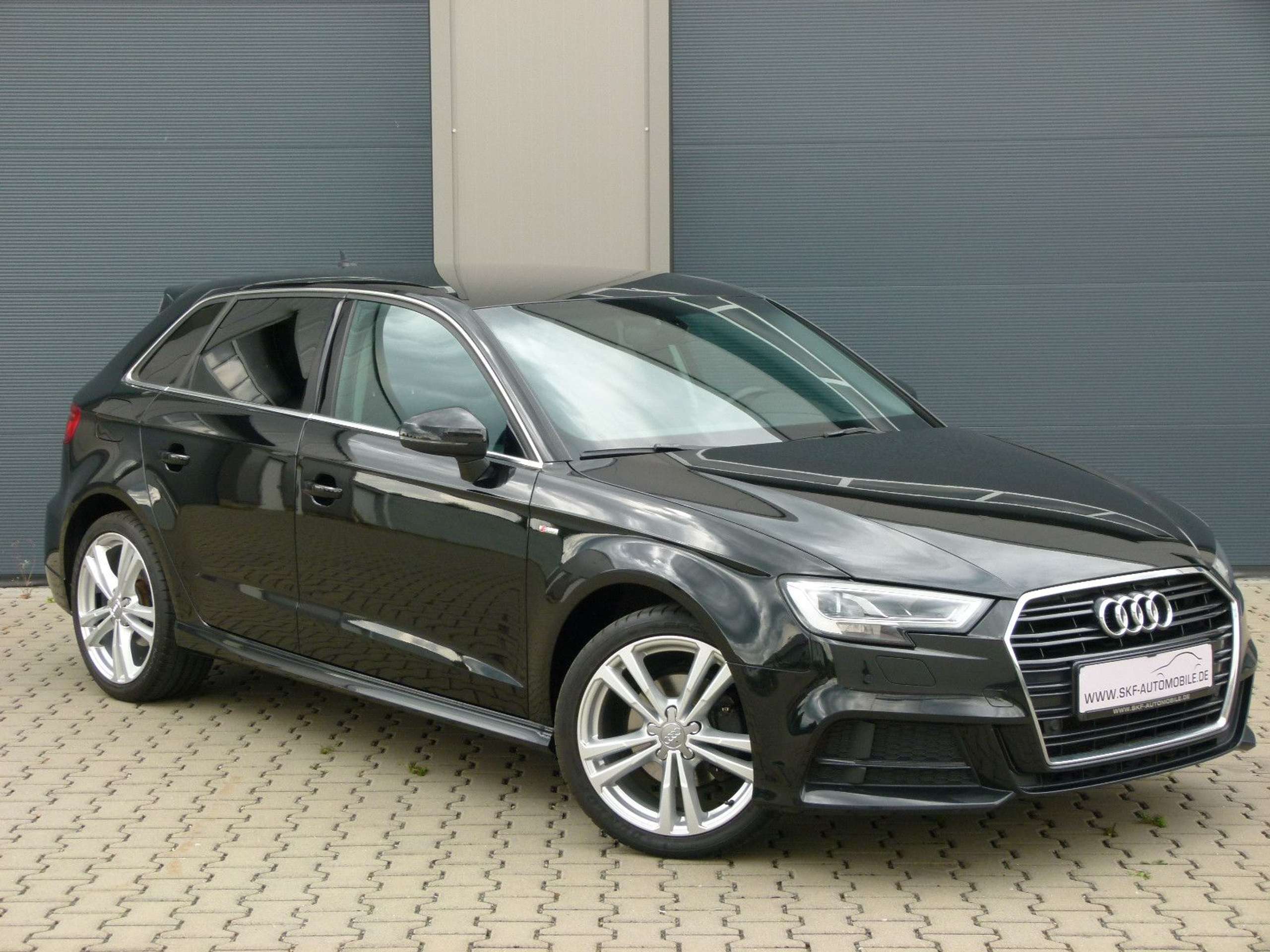 Audi - A3