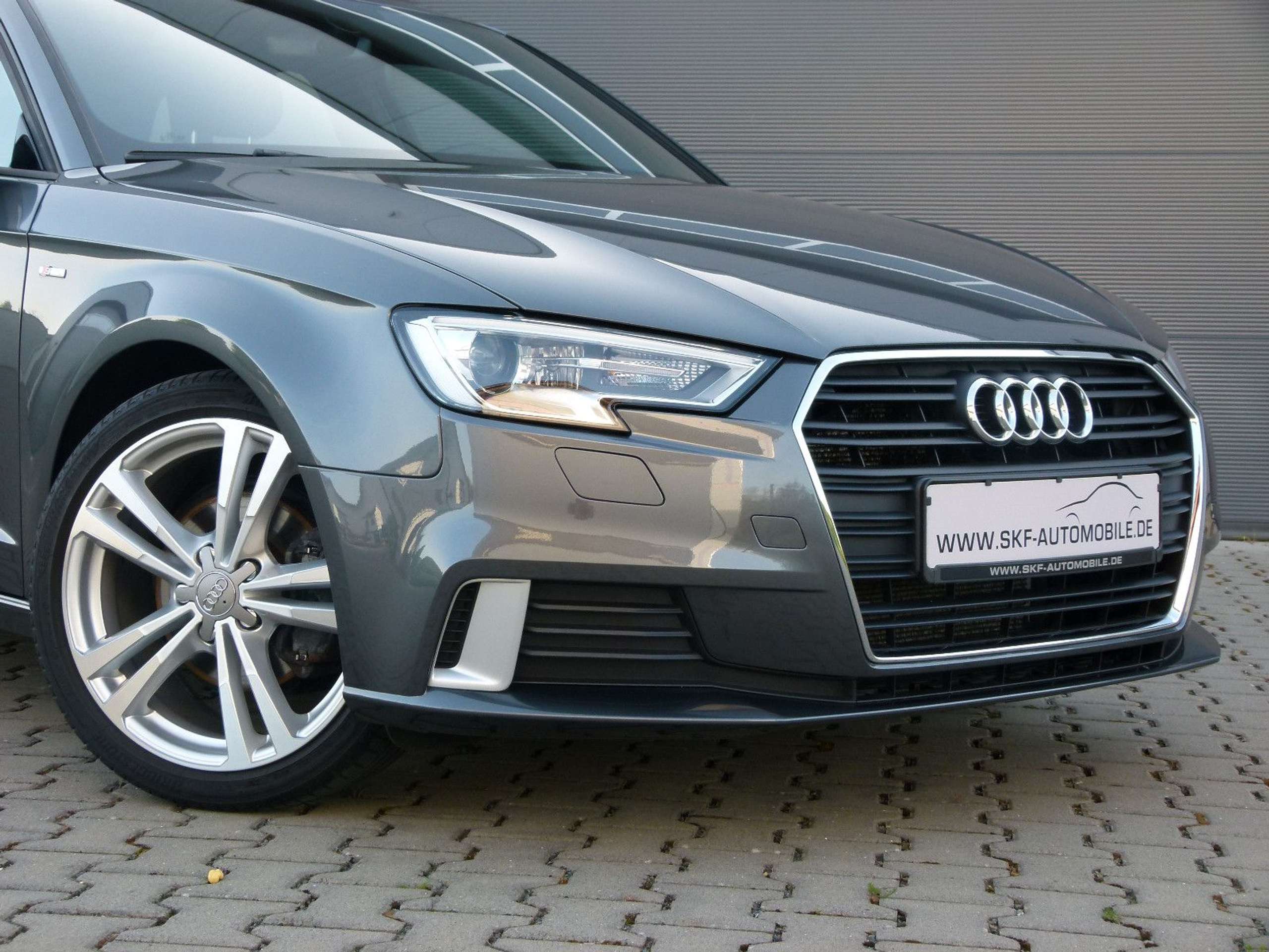 Audi - A3