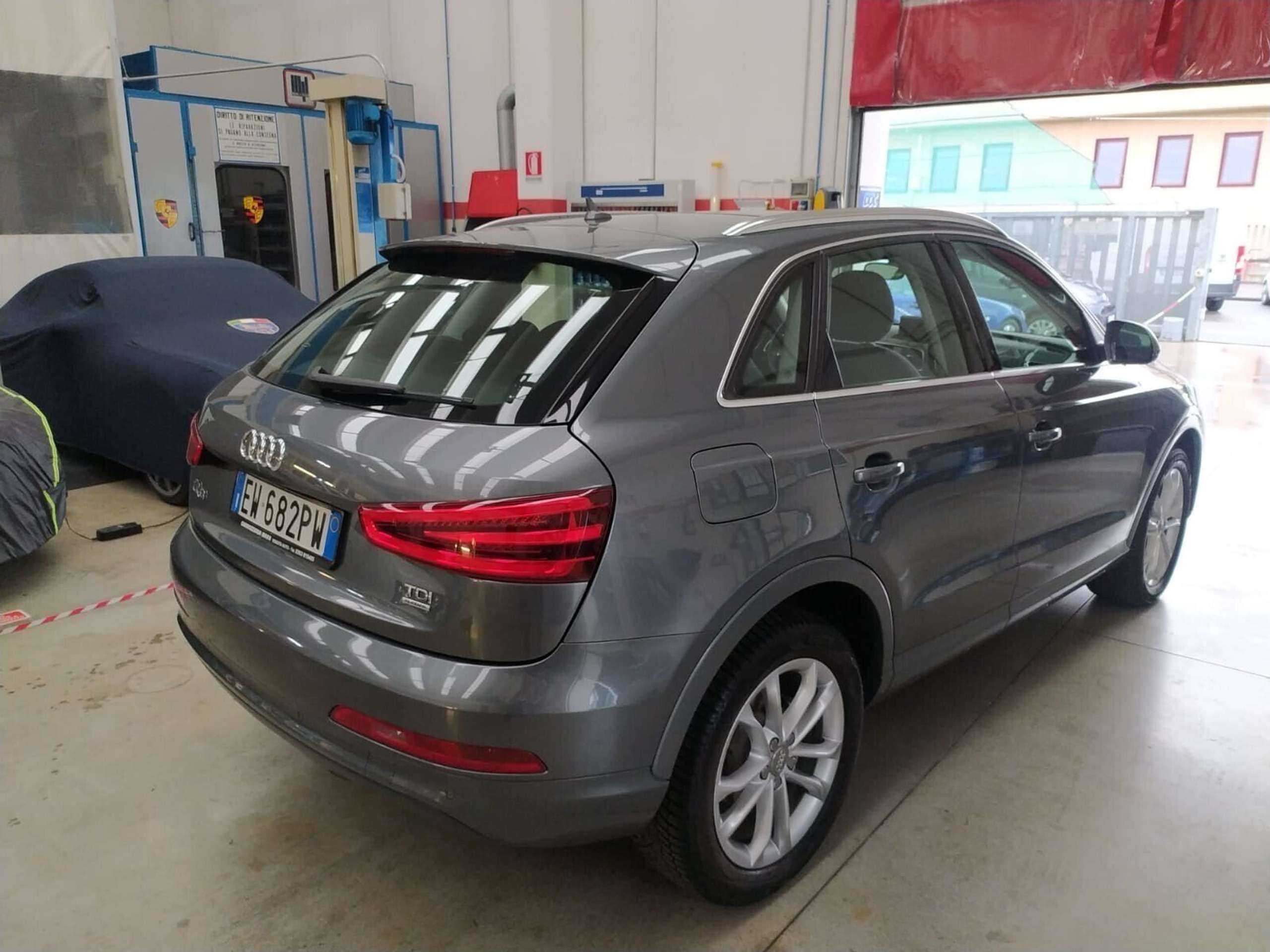 Audi - Q3