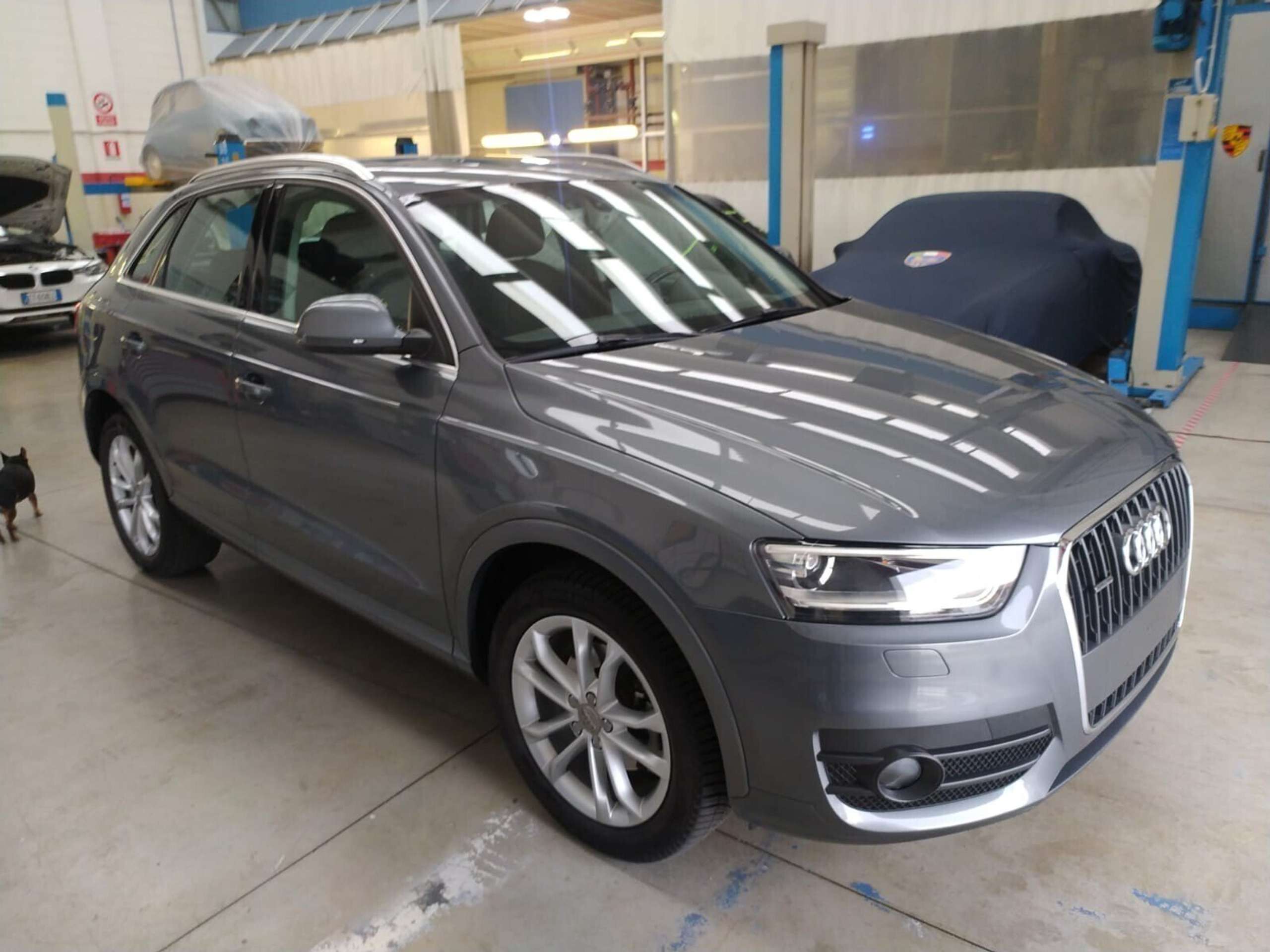 Audi - Q3