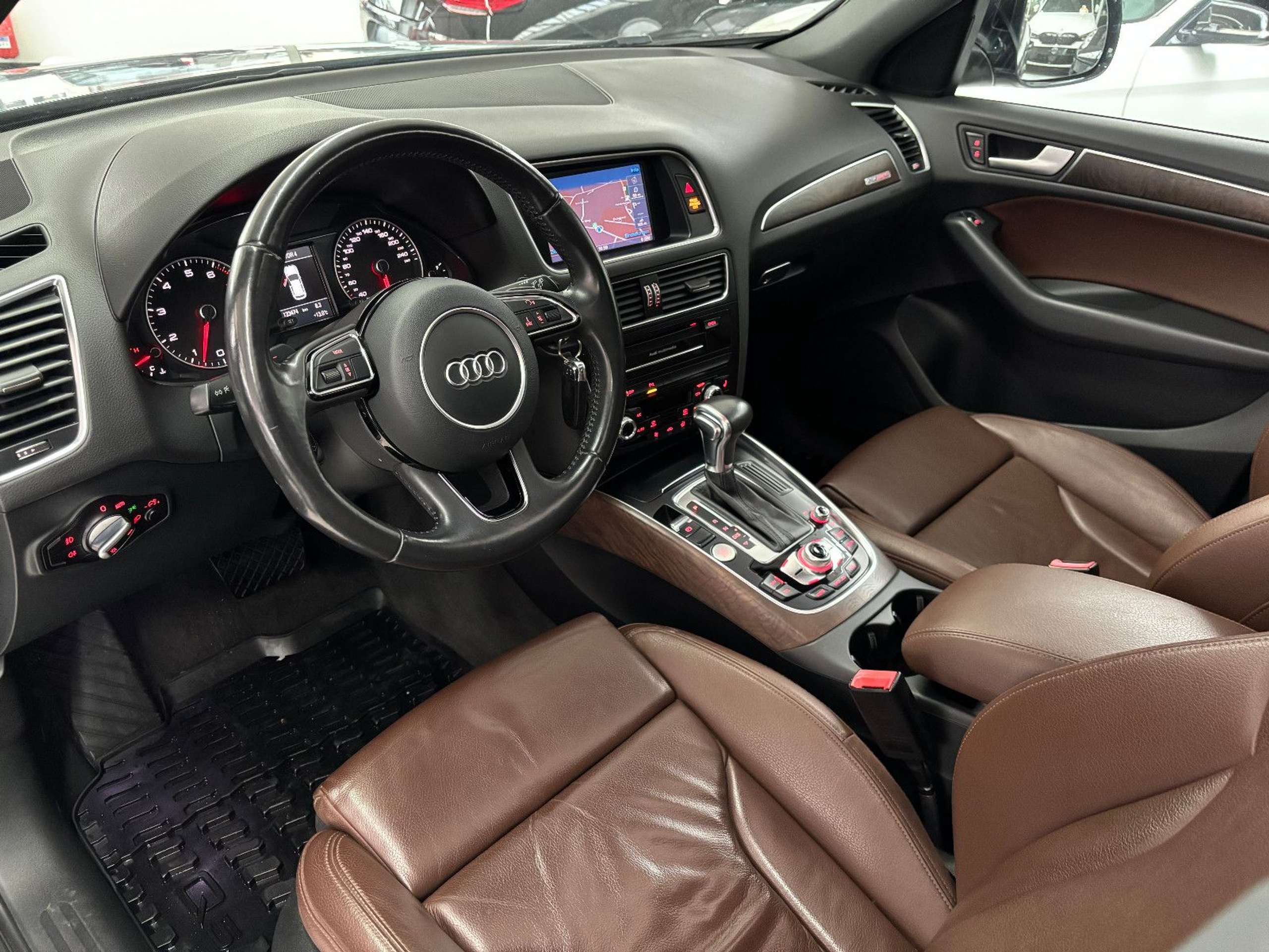 Audi - Q5