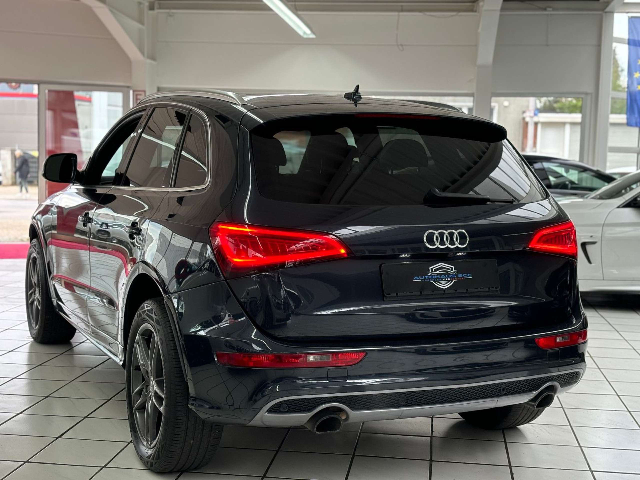 Audi - Q5