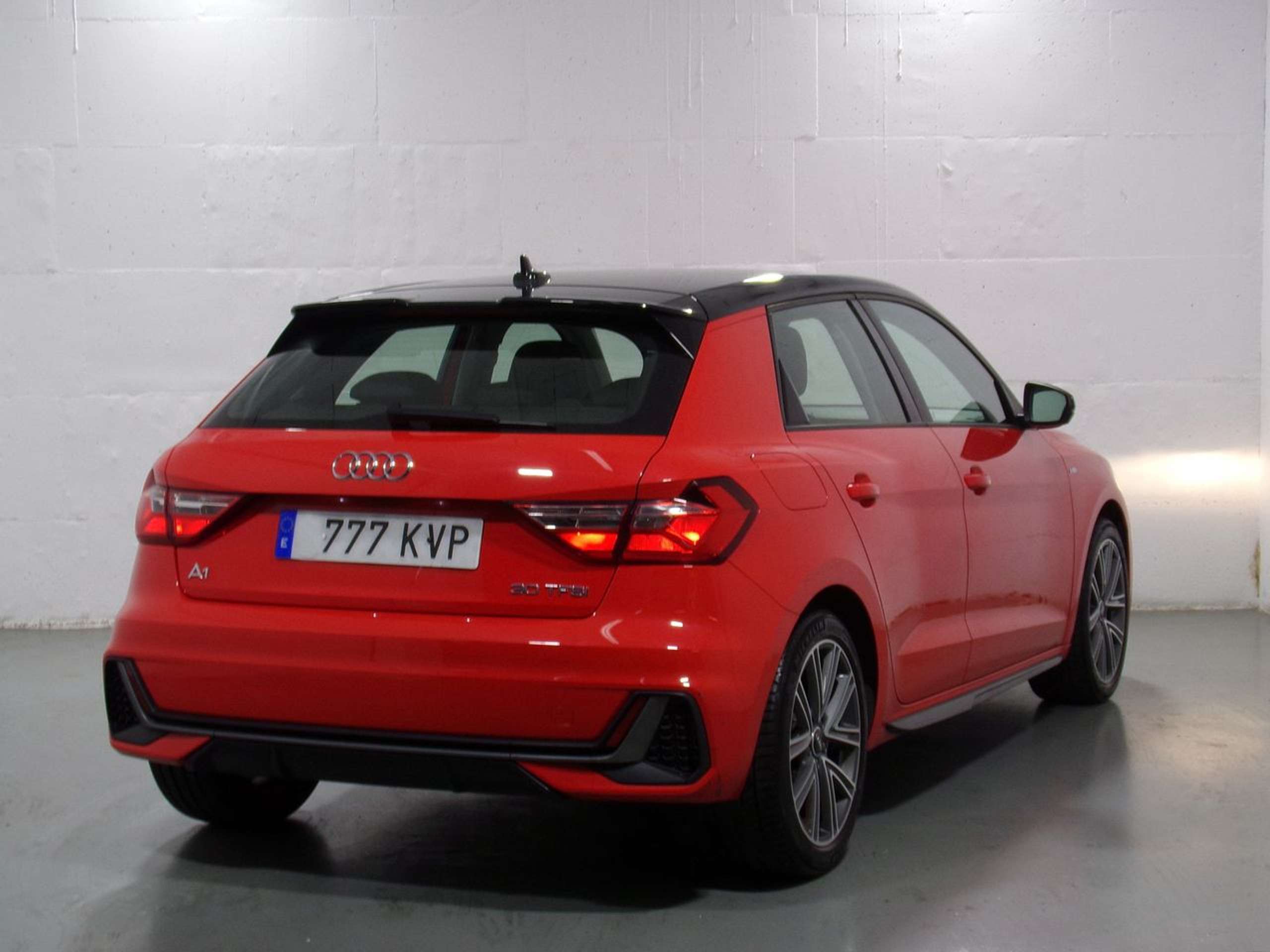 Audi - A1